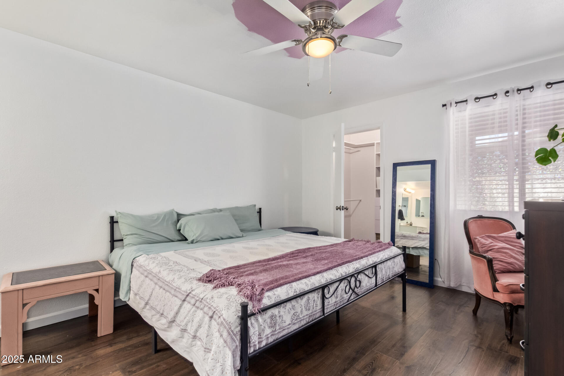 Search Homes 2 1730 W EMELITA Avenue 1008
