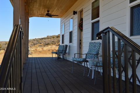 A home in Cordes Lakes