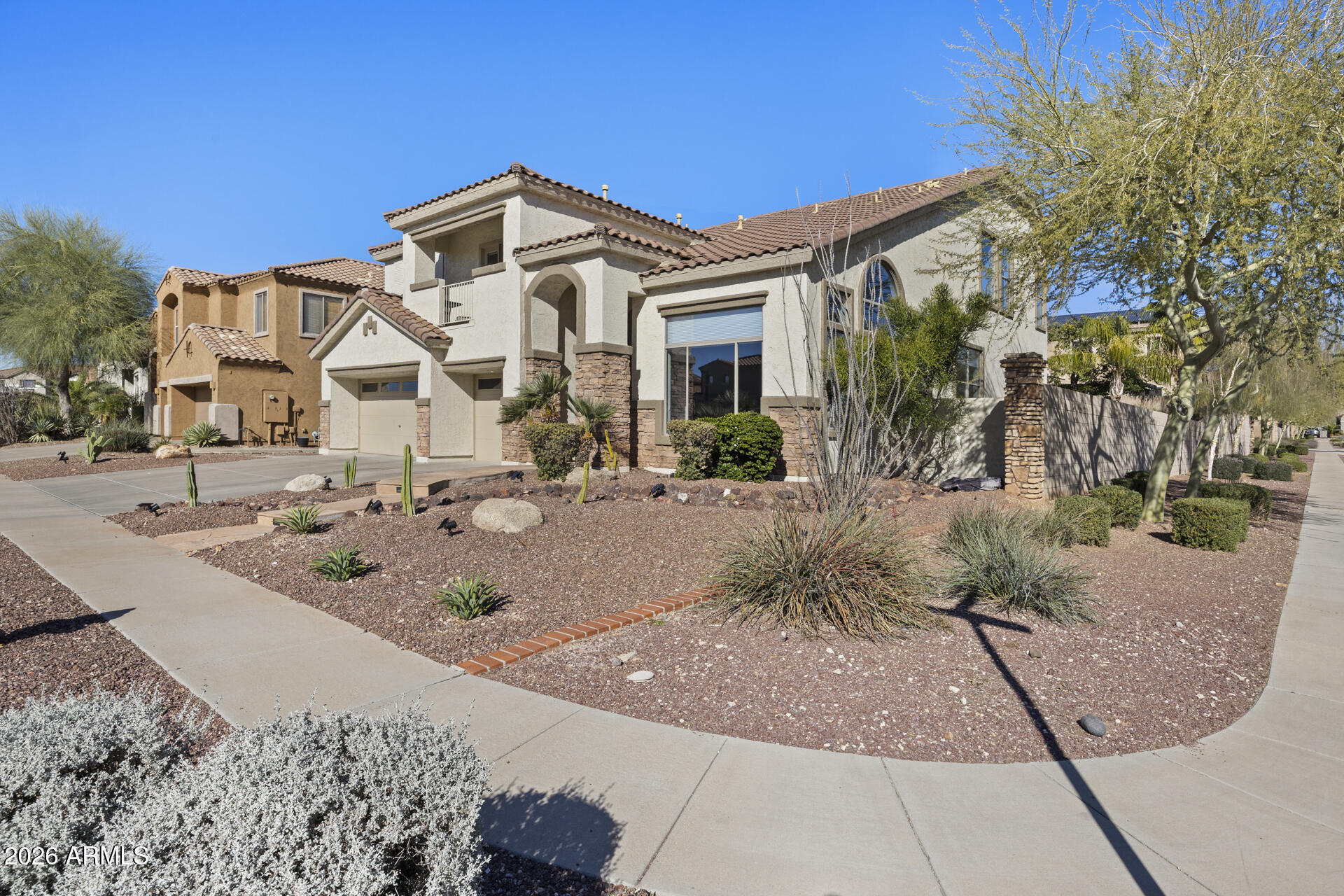 2210 W CRIMSON Terrace