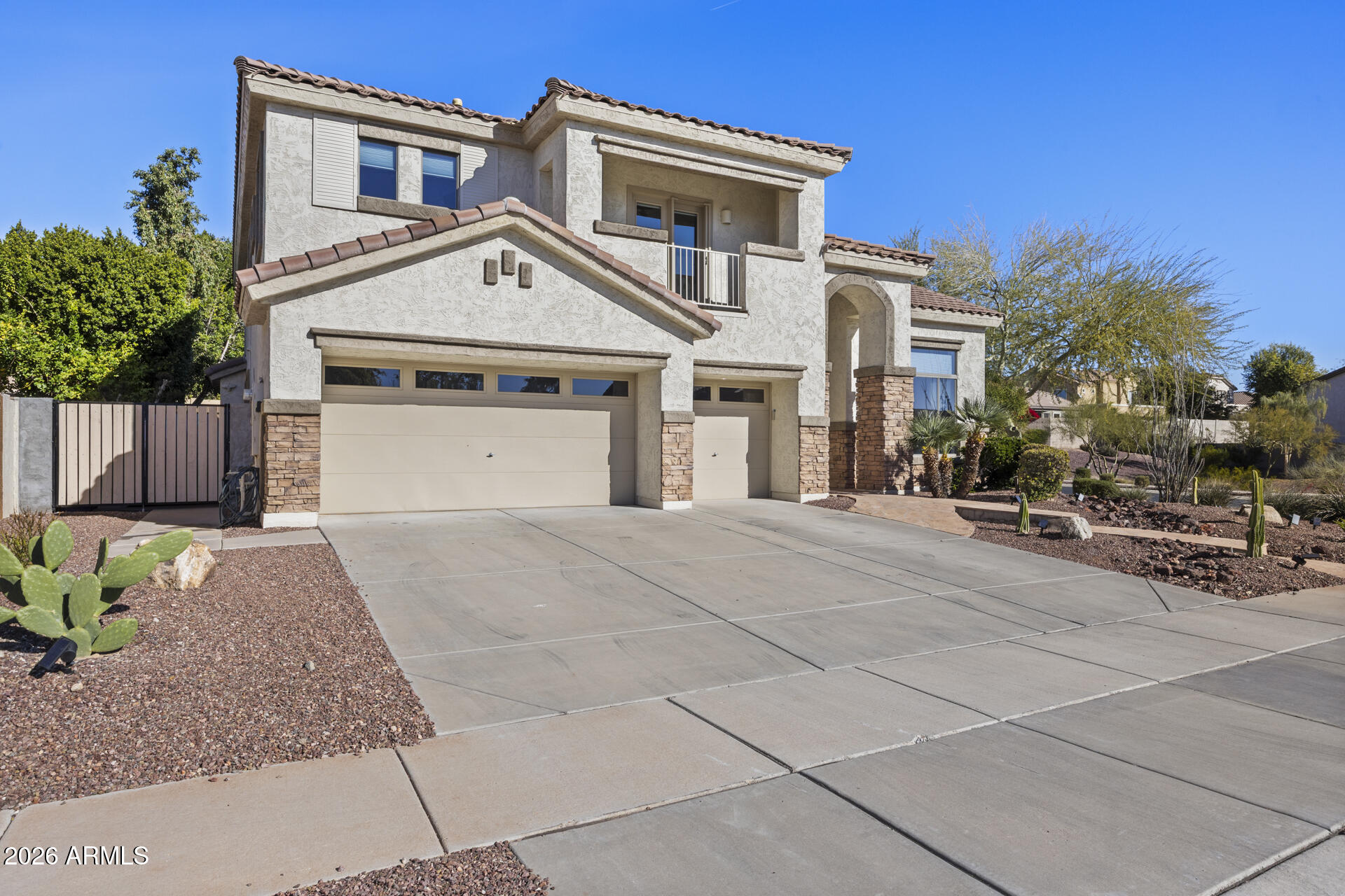 2210 W CRIMSON Terrace