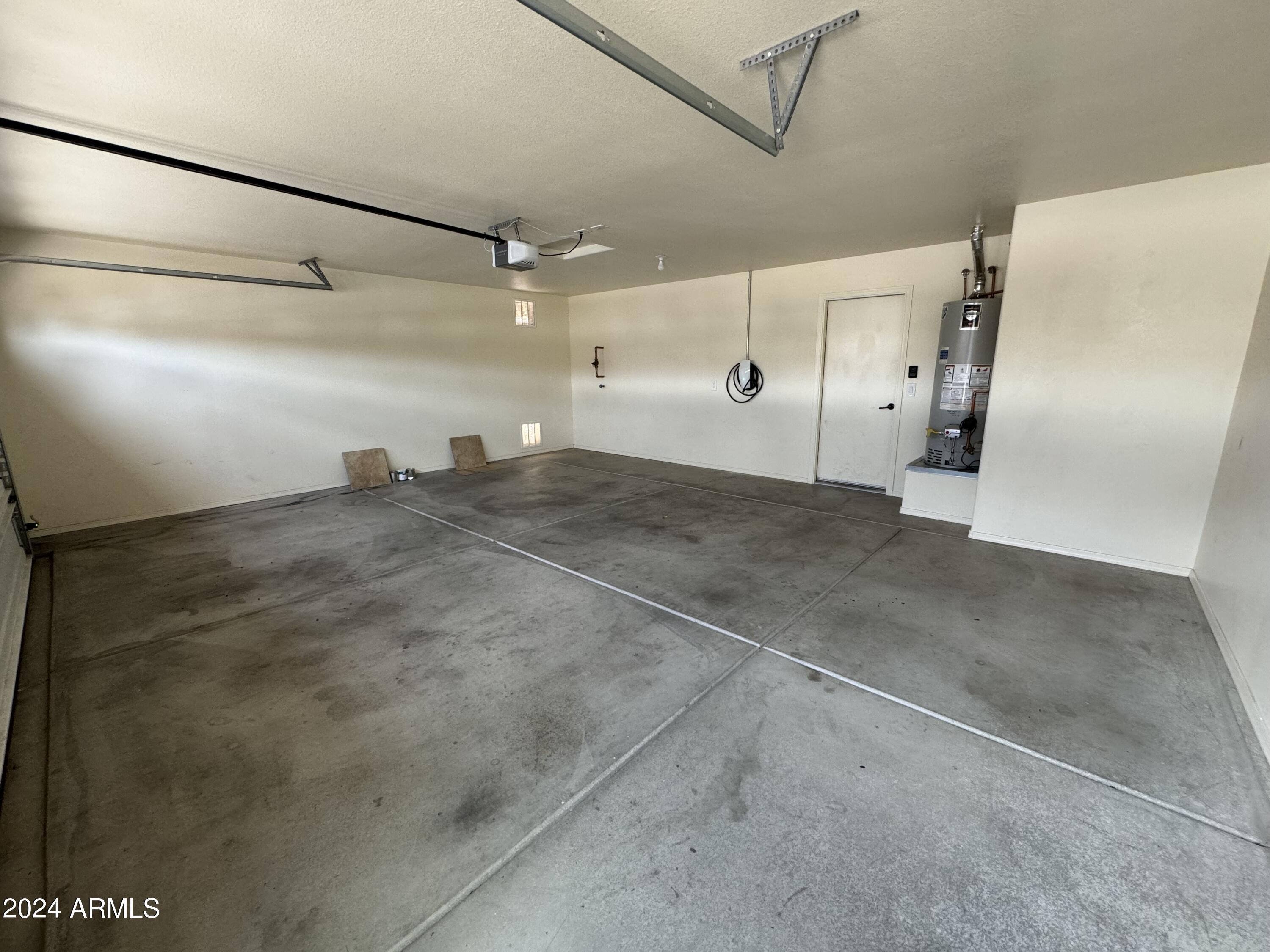 CAMPSTONE - Residential Lease