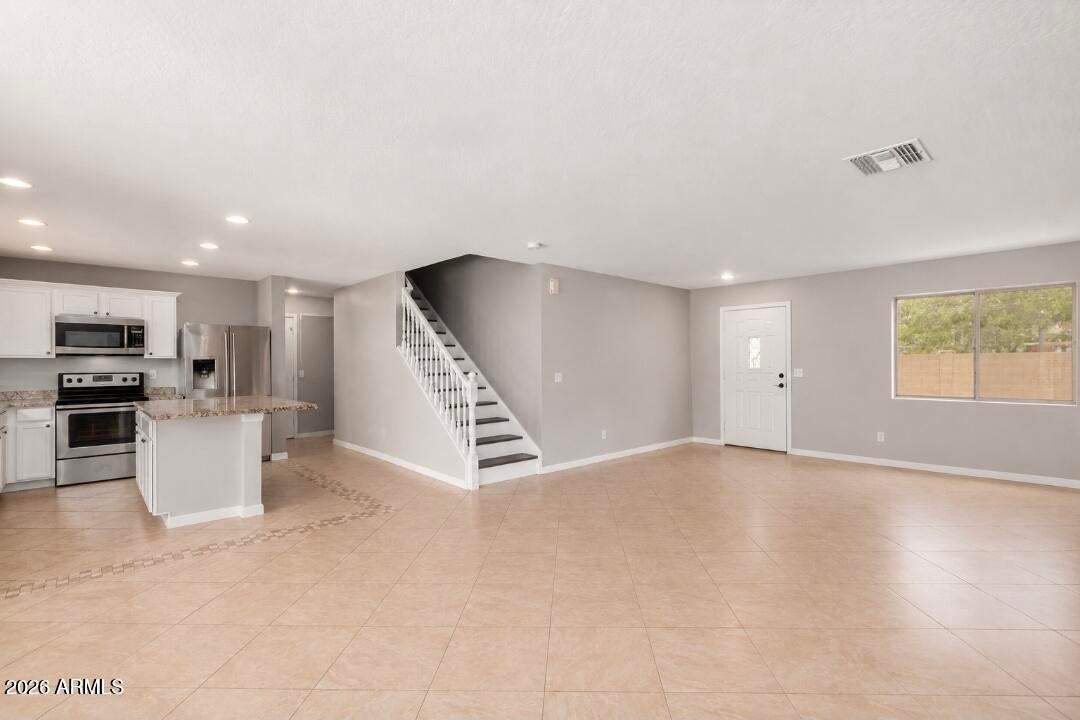 16935 W CENTRAL Street