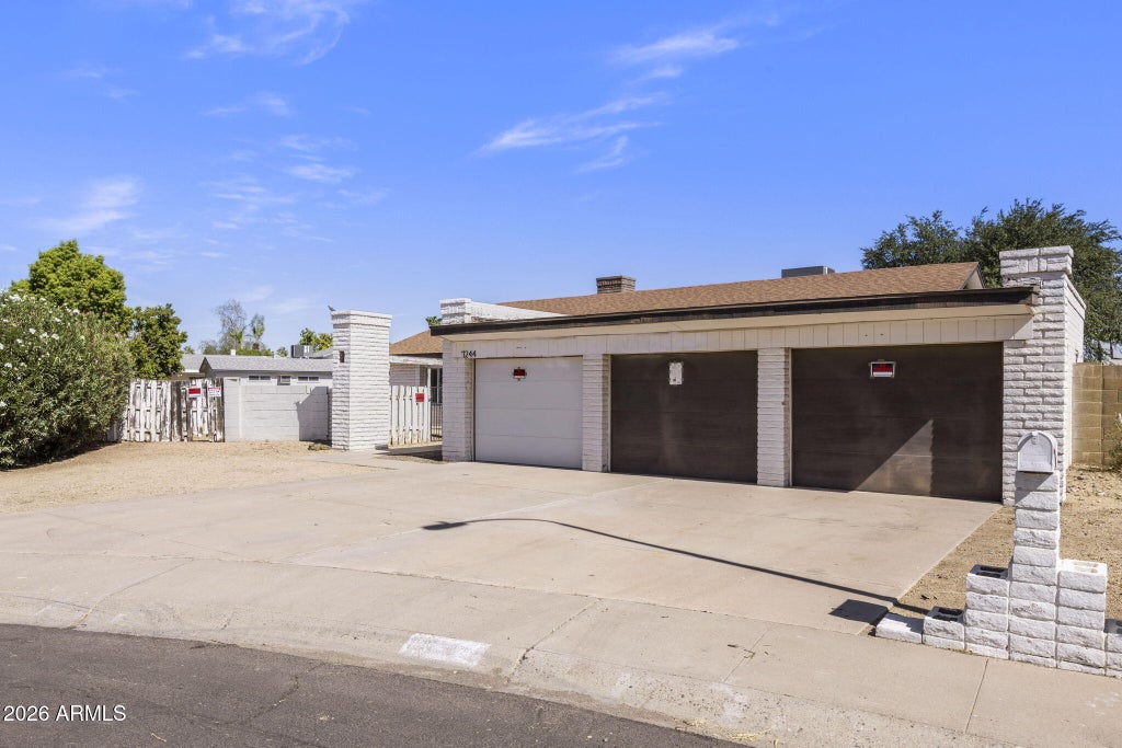 Photo of 7244 N 46th Avenue, Glendale, AZ 85301 (MLS # 7050800)