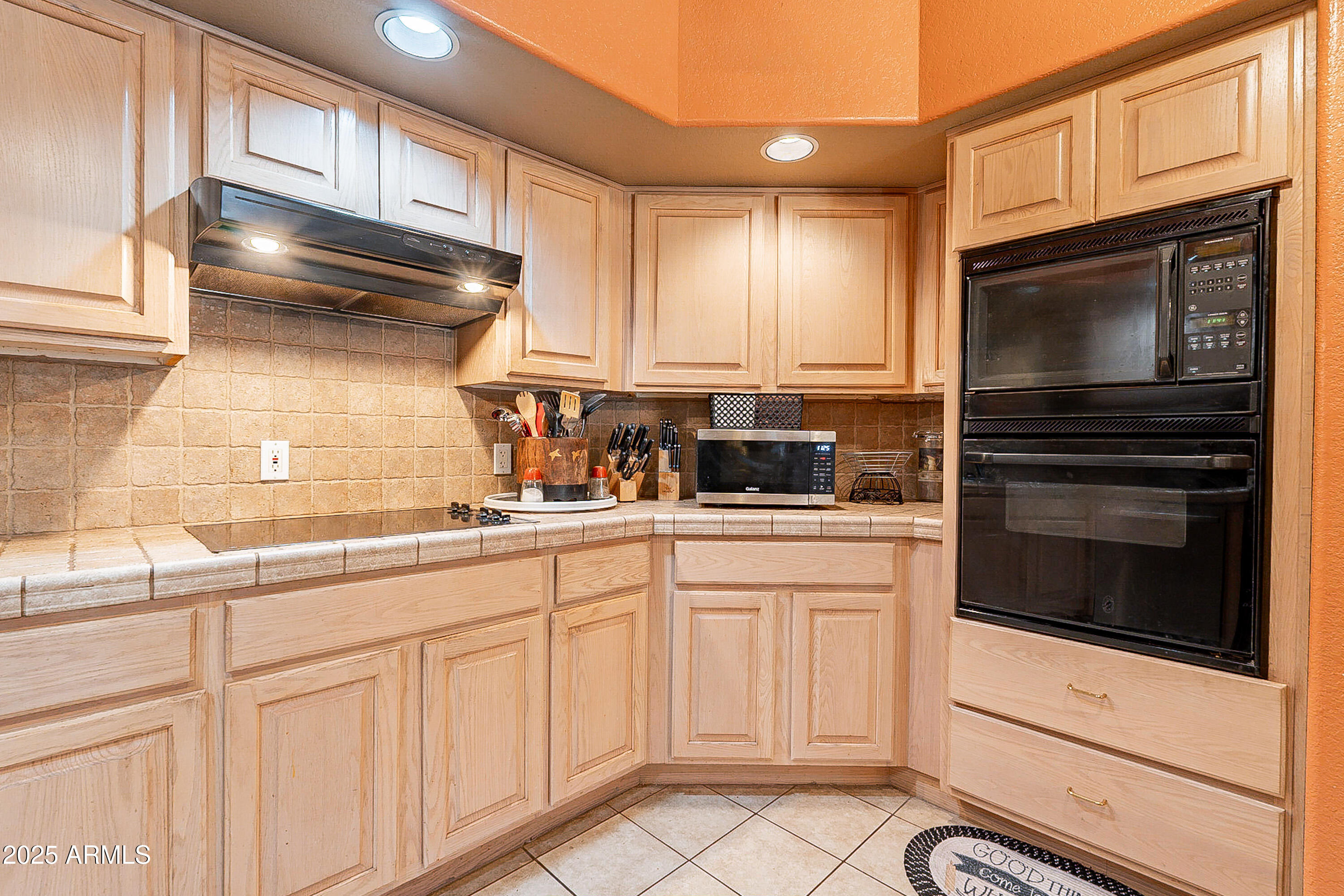 1105 VERDE VALLEY SCHOOL Road