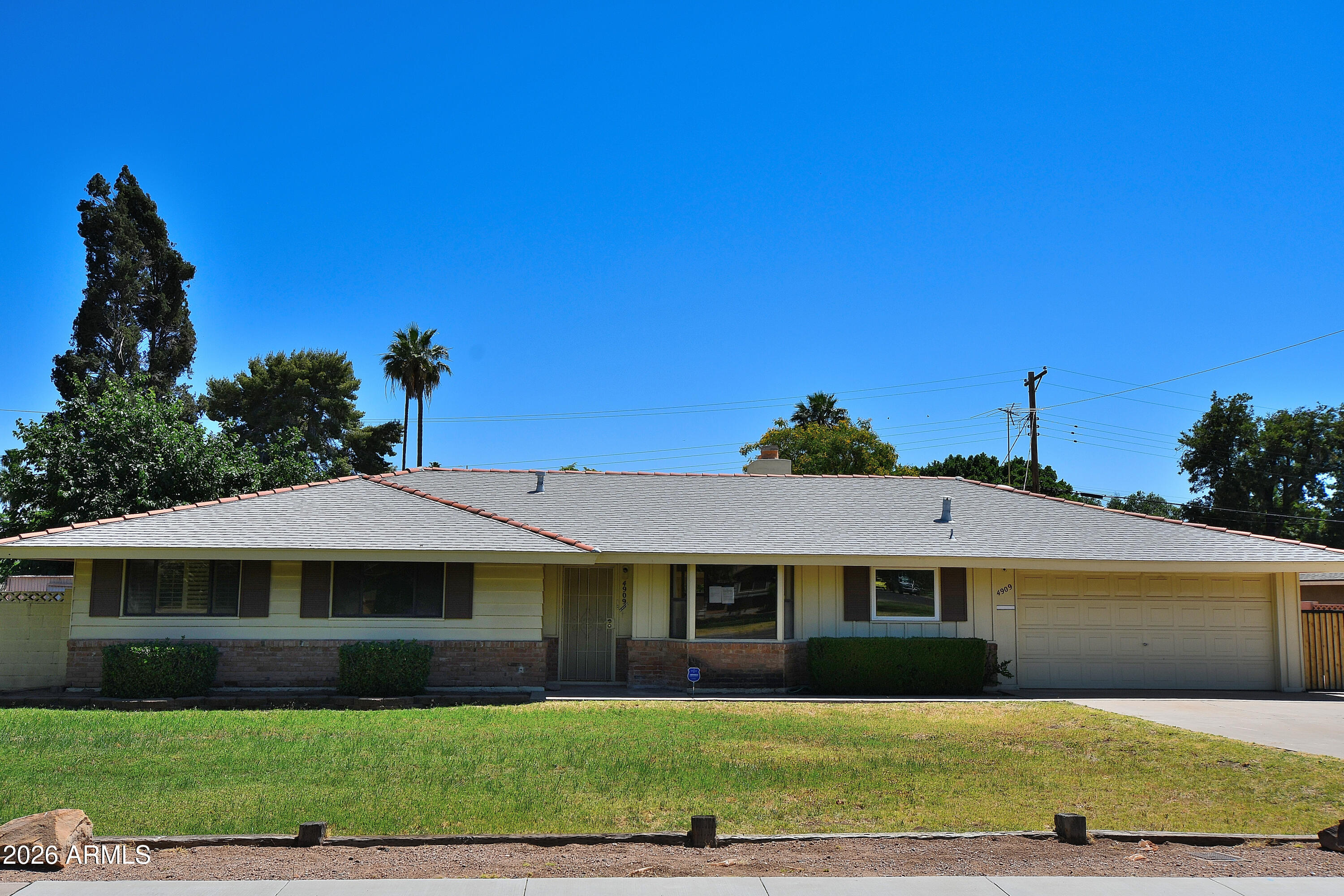 4909 E OSBORN Road