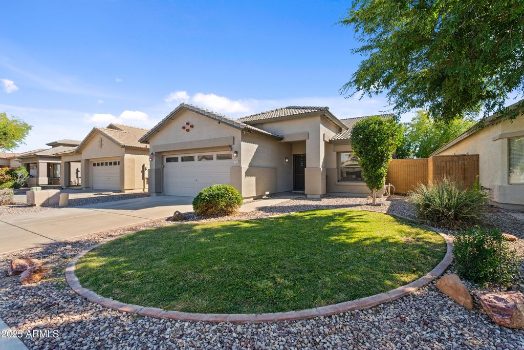 Photo of 12843 W Sells Drive, Litchfield Park, AZ 85340 (MLS # 6931133)