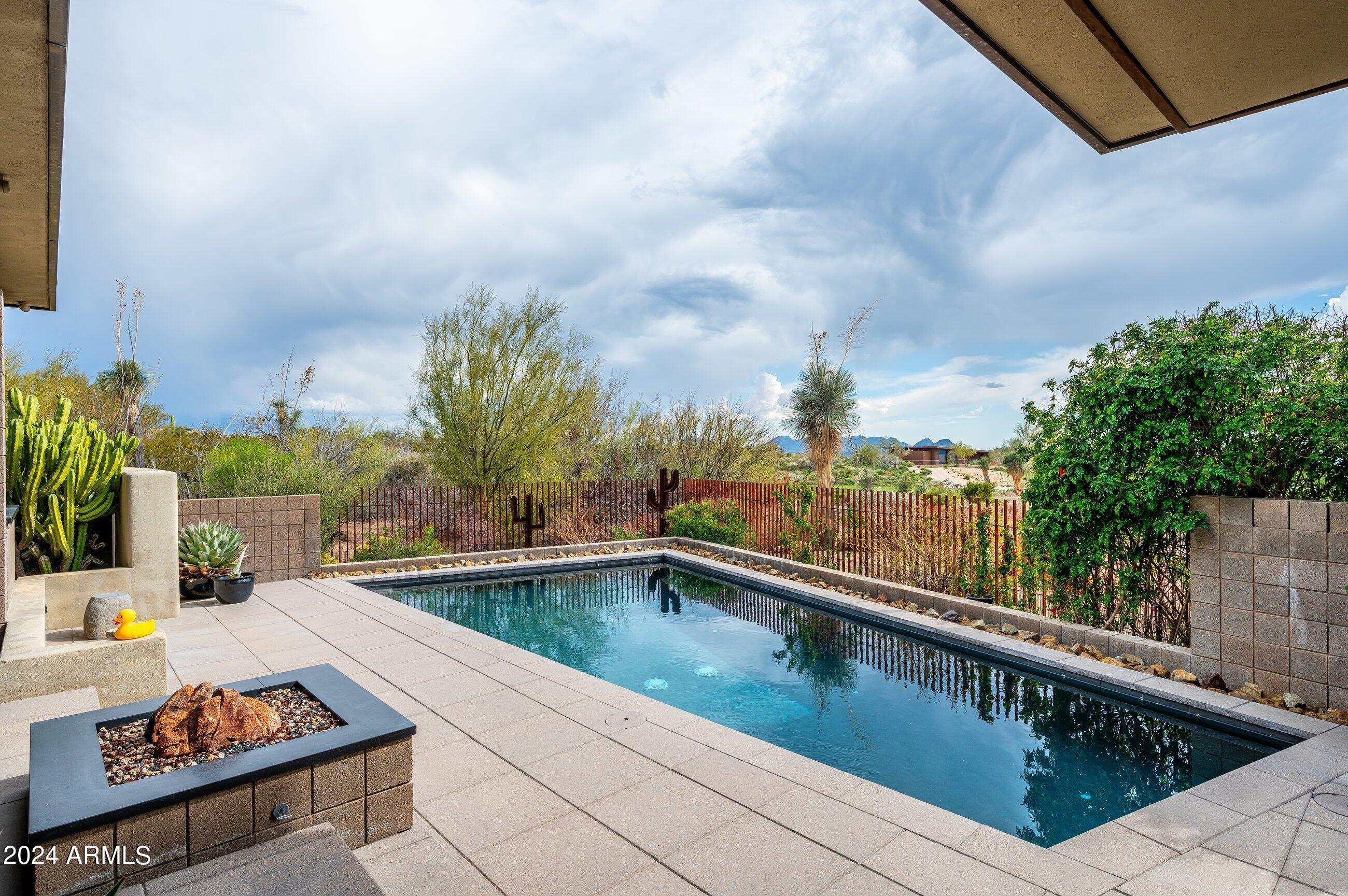 DESERT MOUNTAIN PHASE 2 UNIT 20 - Residential