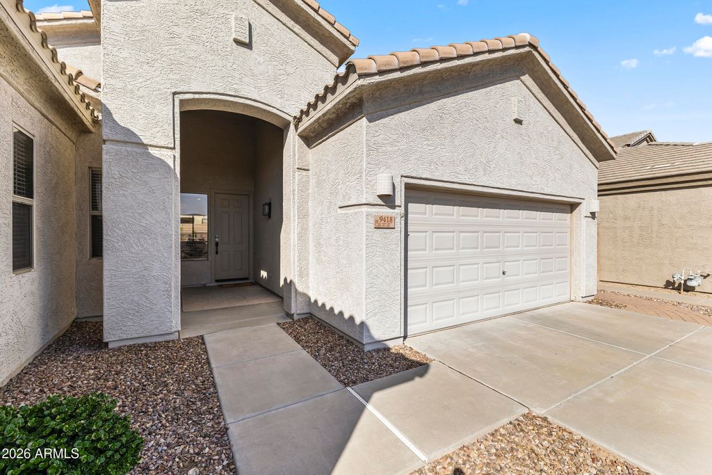 Photo of 9418 W Salter Drive, Peoria, AZ 85382 (MLS # 6997576)