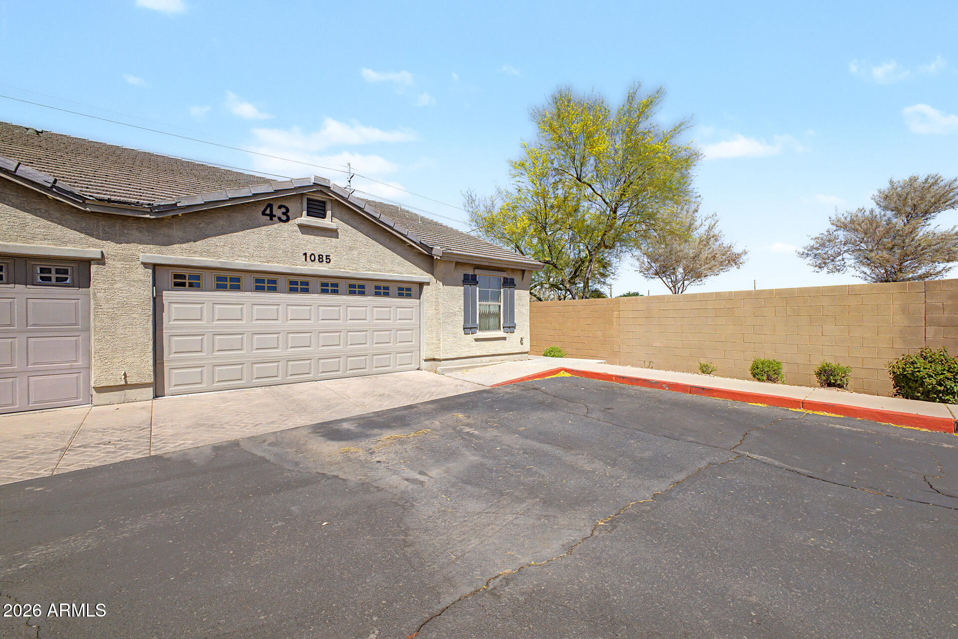 1350 S GREENFIELD Road 1085