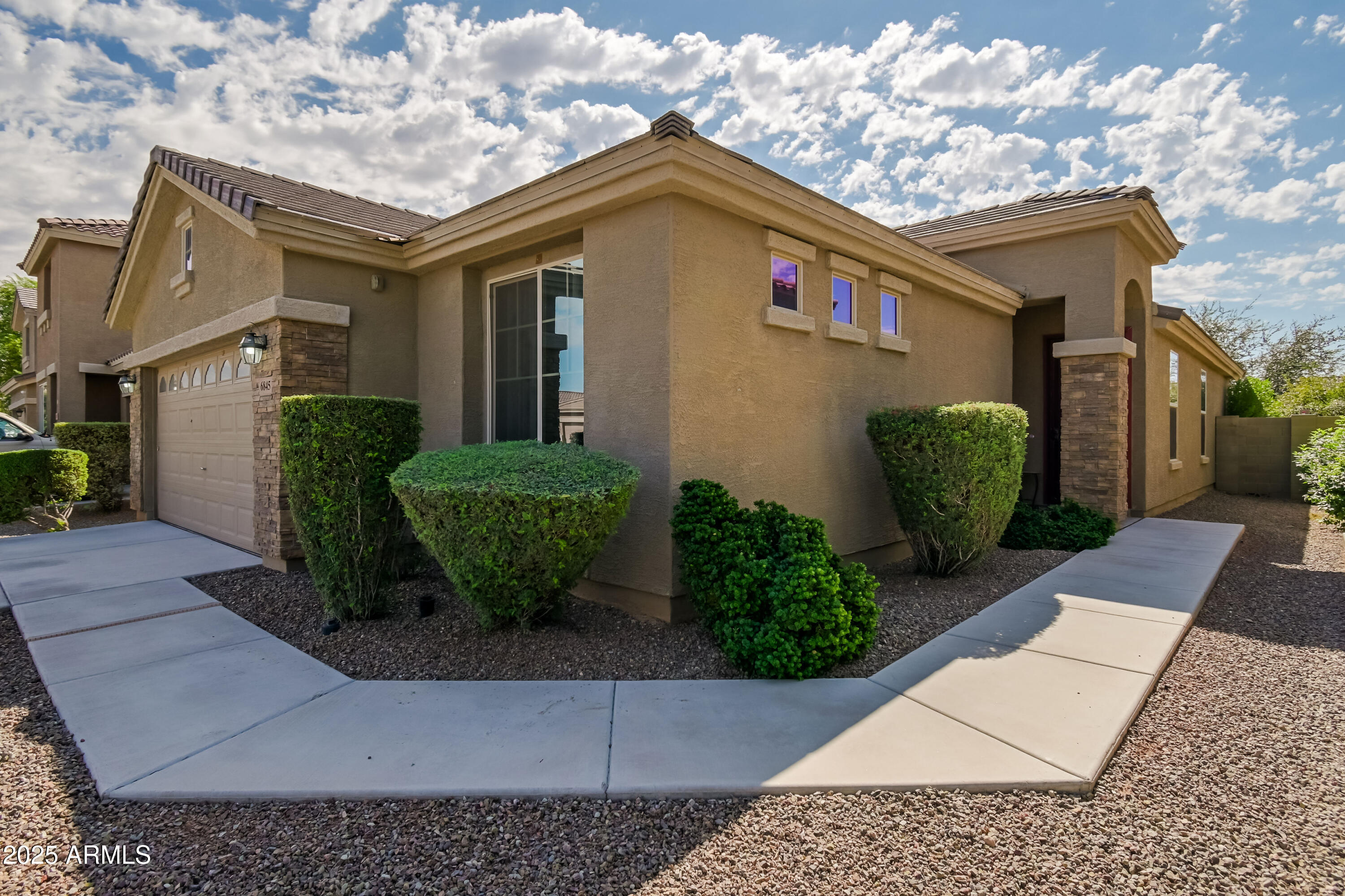 6845 W CHARTER OAK Road