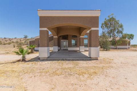 A home in Tonopah