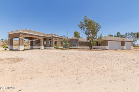 A home in Tonopah