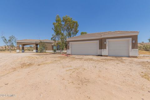 A home in Tonopah