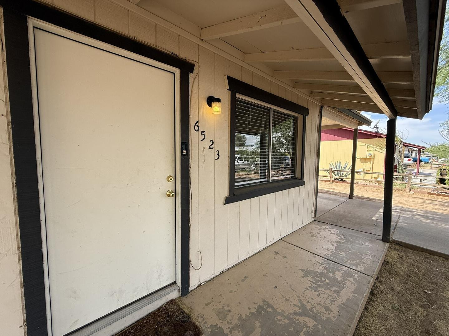 6523 W Weldon Avenue