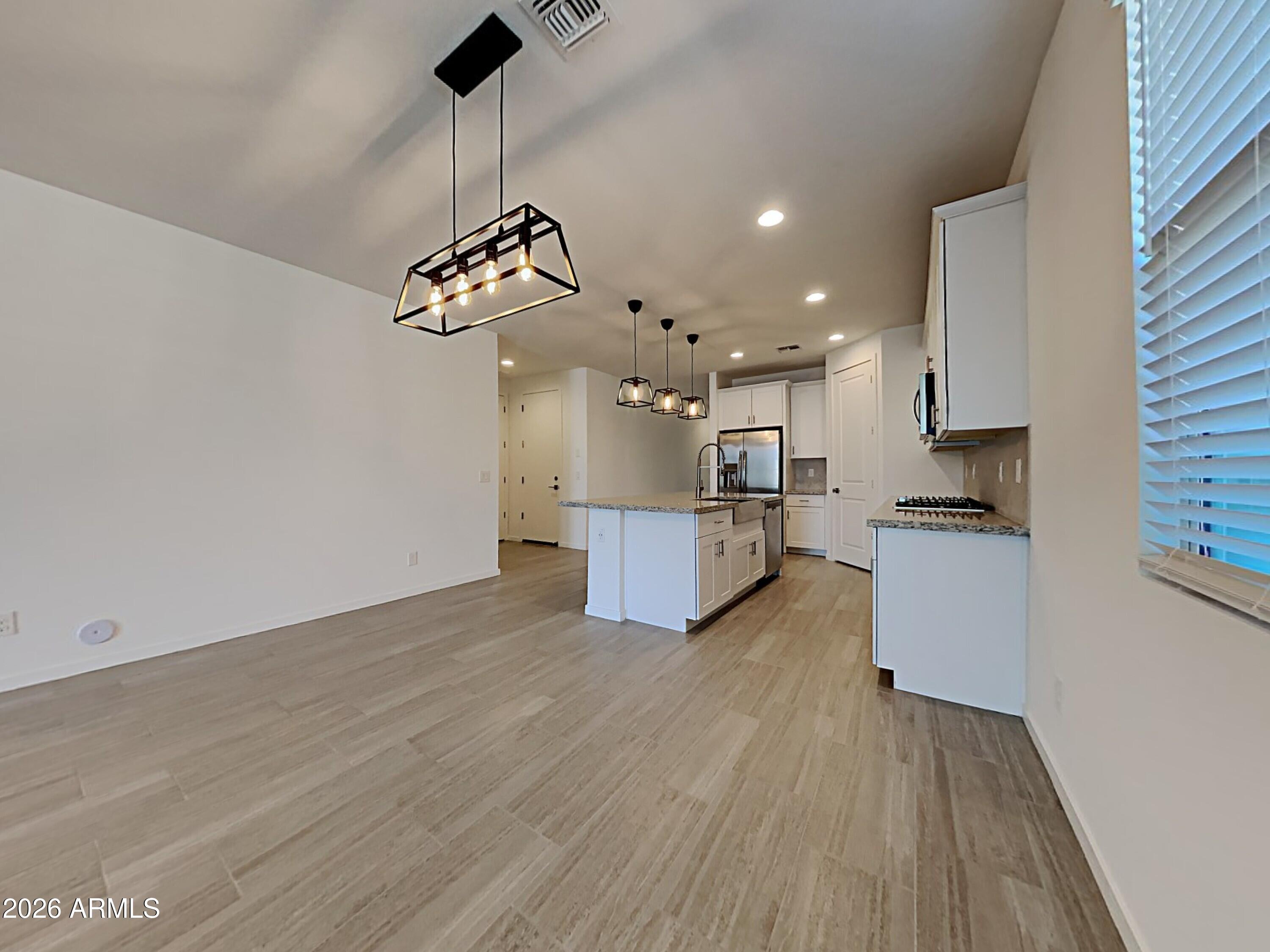 5552 W RAINWATER Drive