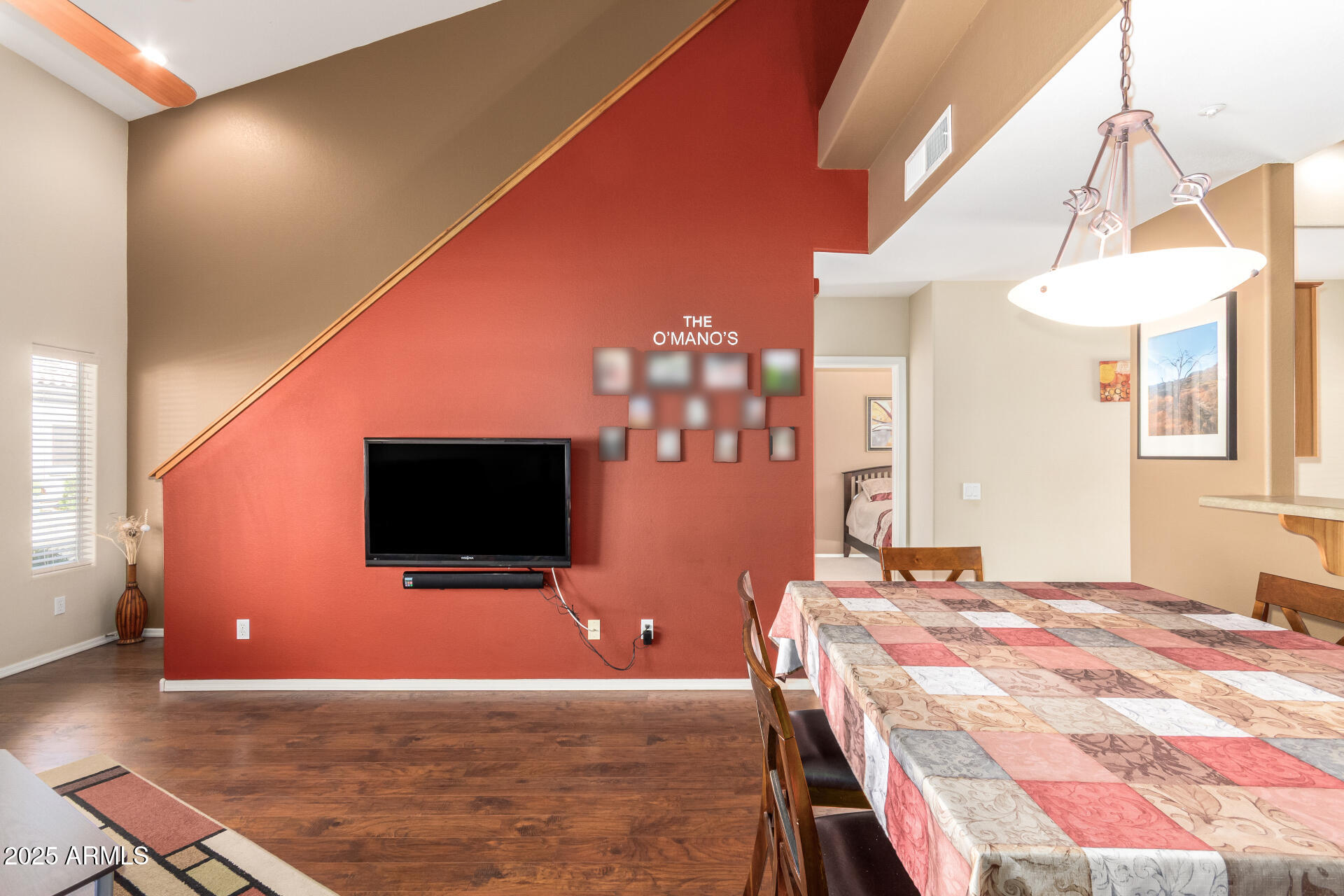 15601 N HIDDEN VALLEY Lane