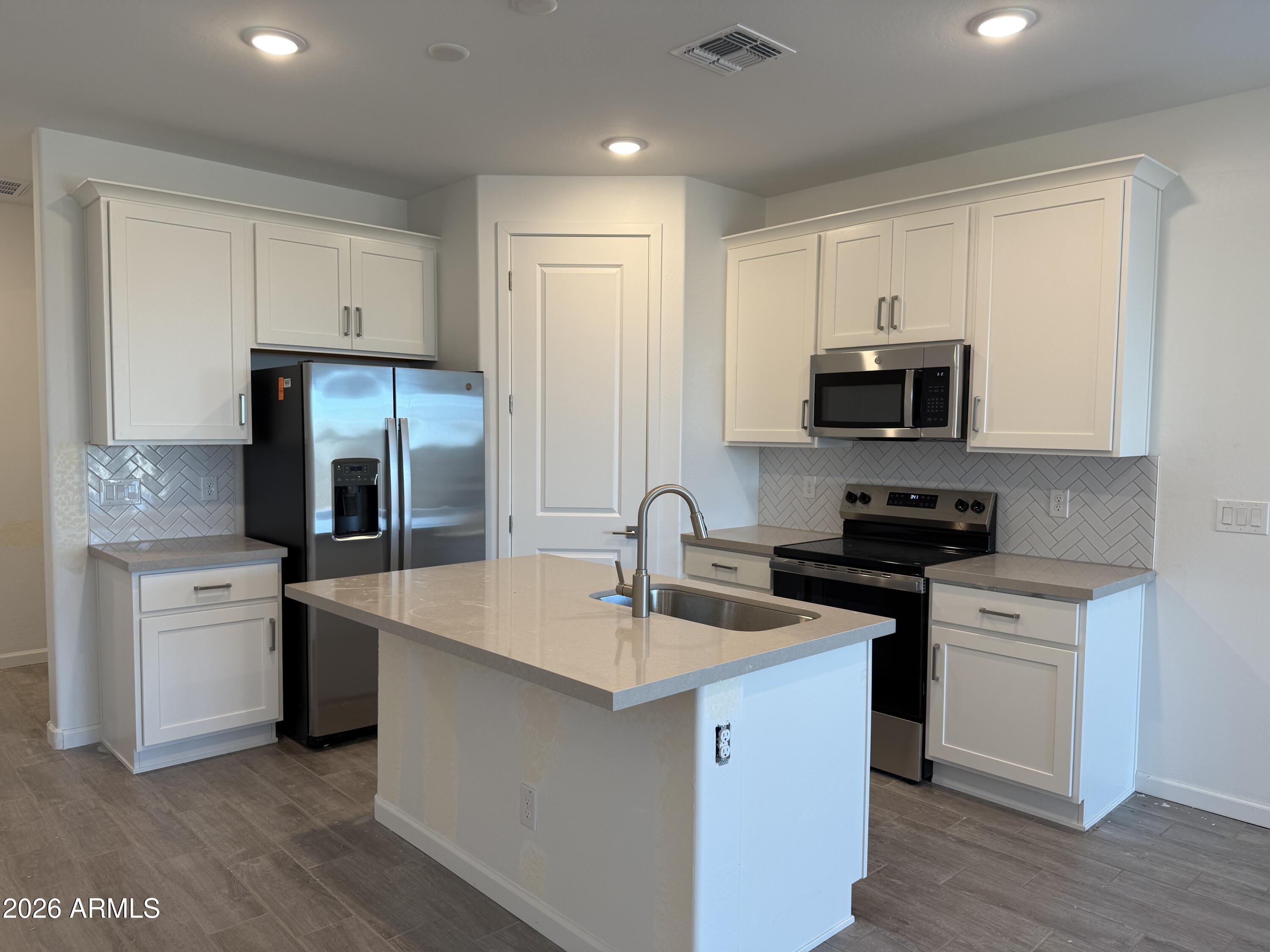 18187 W LA SENDA Drive