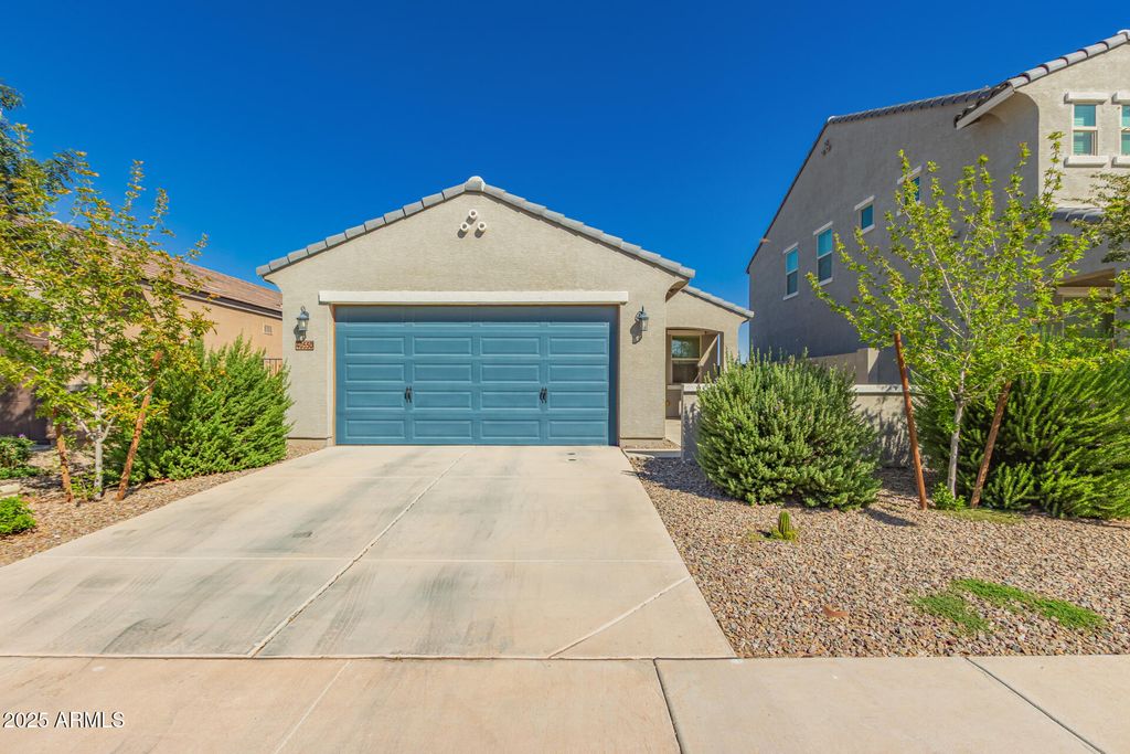 Photo of 40550 W Hillman Drive, Maricopa, AZ 85138 (MLS # 6929531)