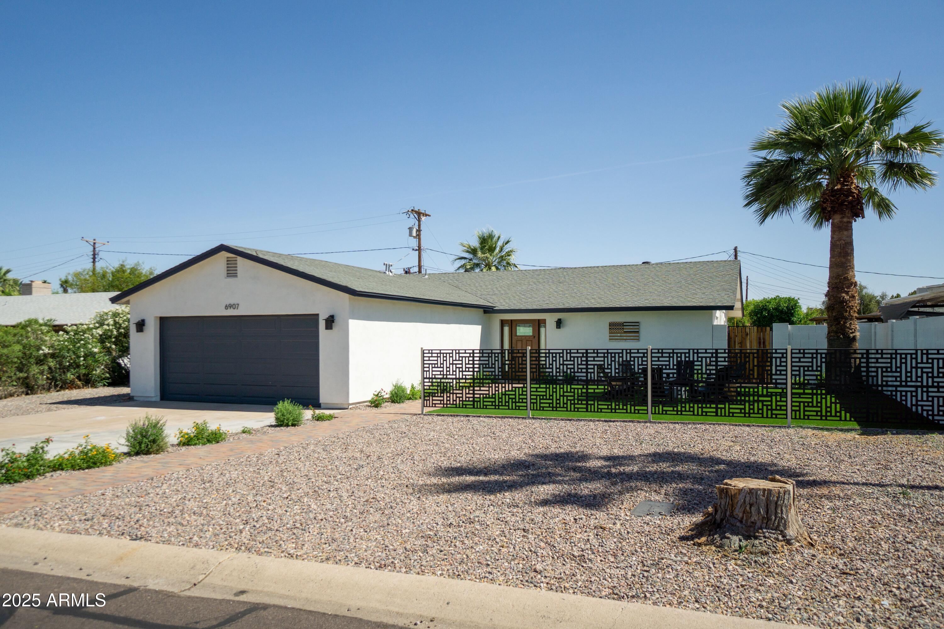 6907 E PALM Lane