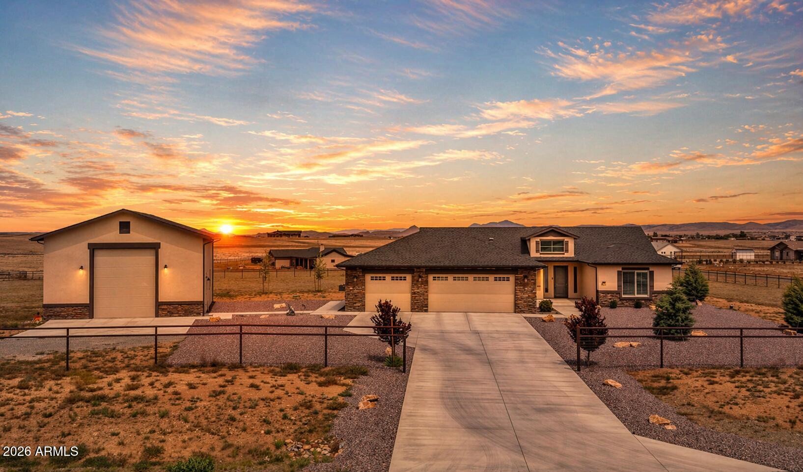 6678 E ANGELINA Trail