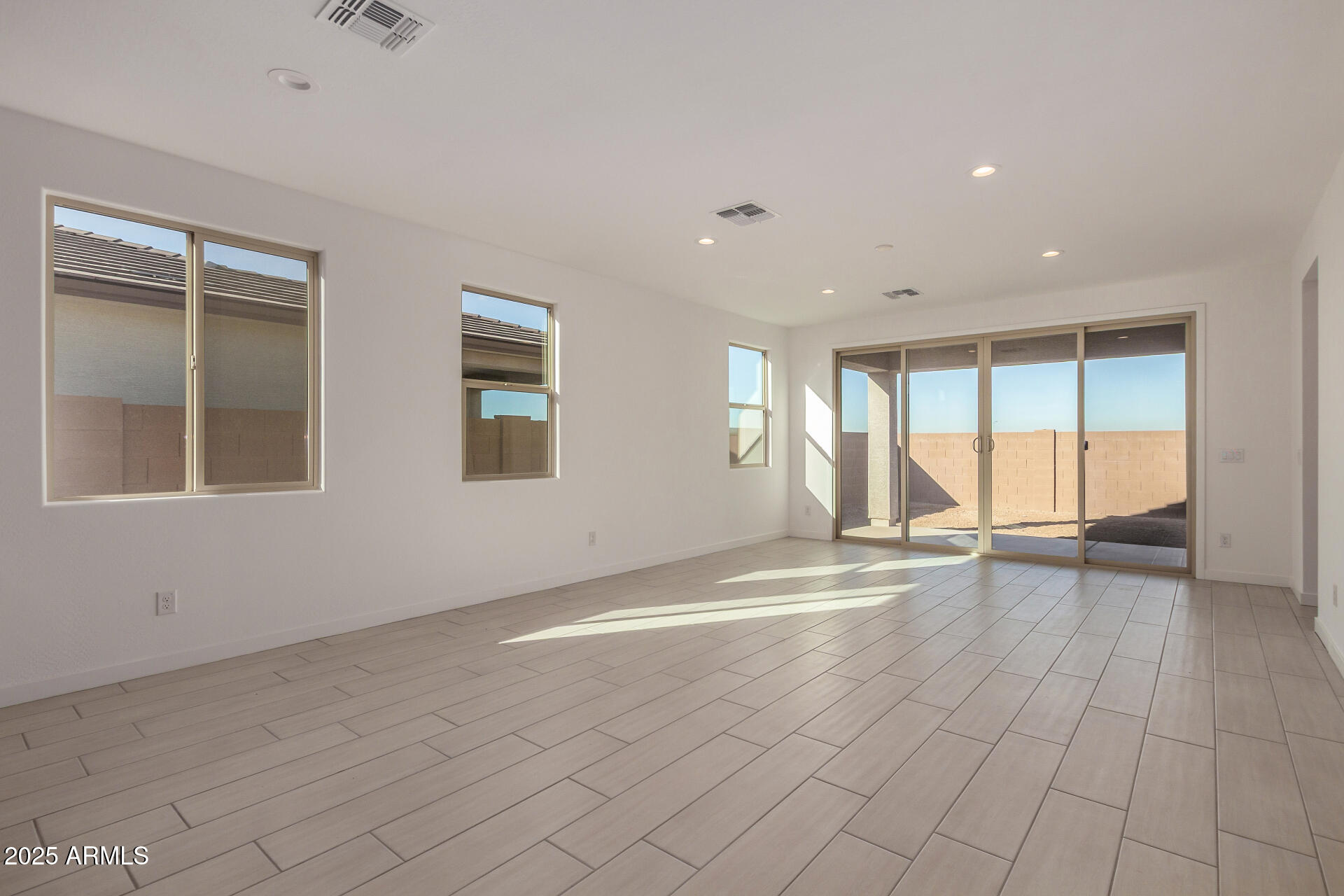 4964 W CHUCK BOX Road