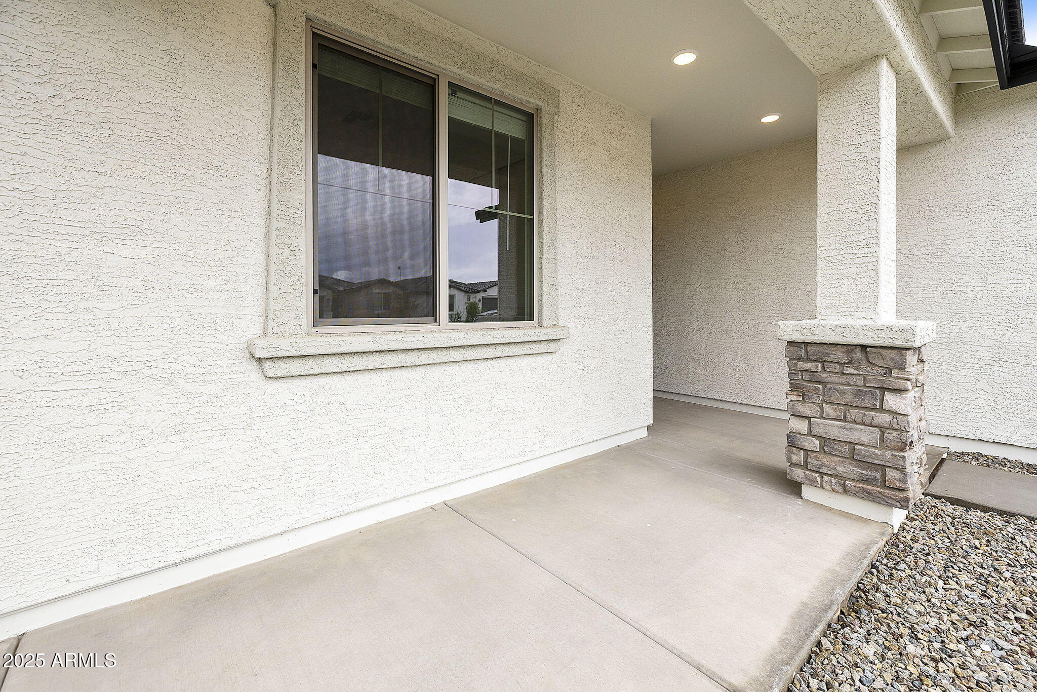 17300 W DAHLIA Drive