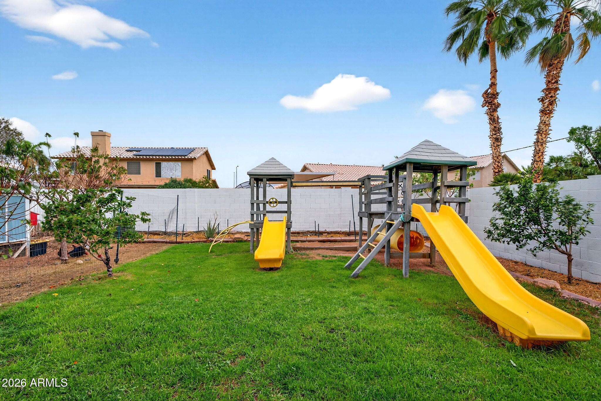 10824 W LONE CACTUS Drive