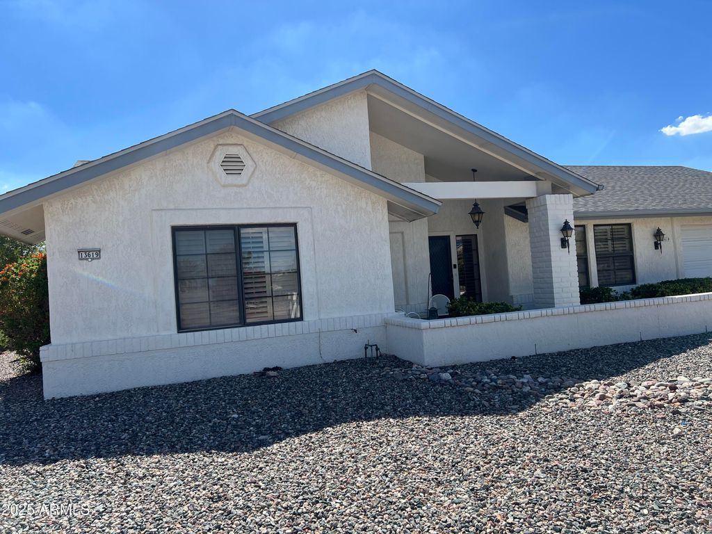 Photo of 13619 W Gardenview Drive, Sun City West, AZ 85375 (MLS # 6926238)
