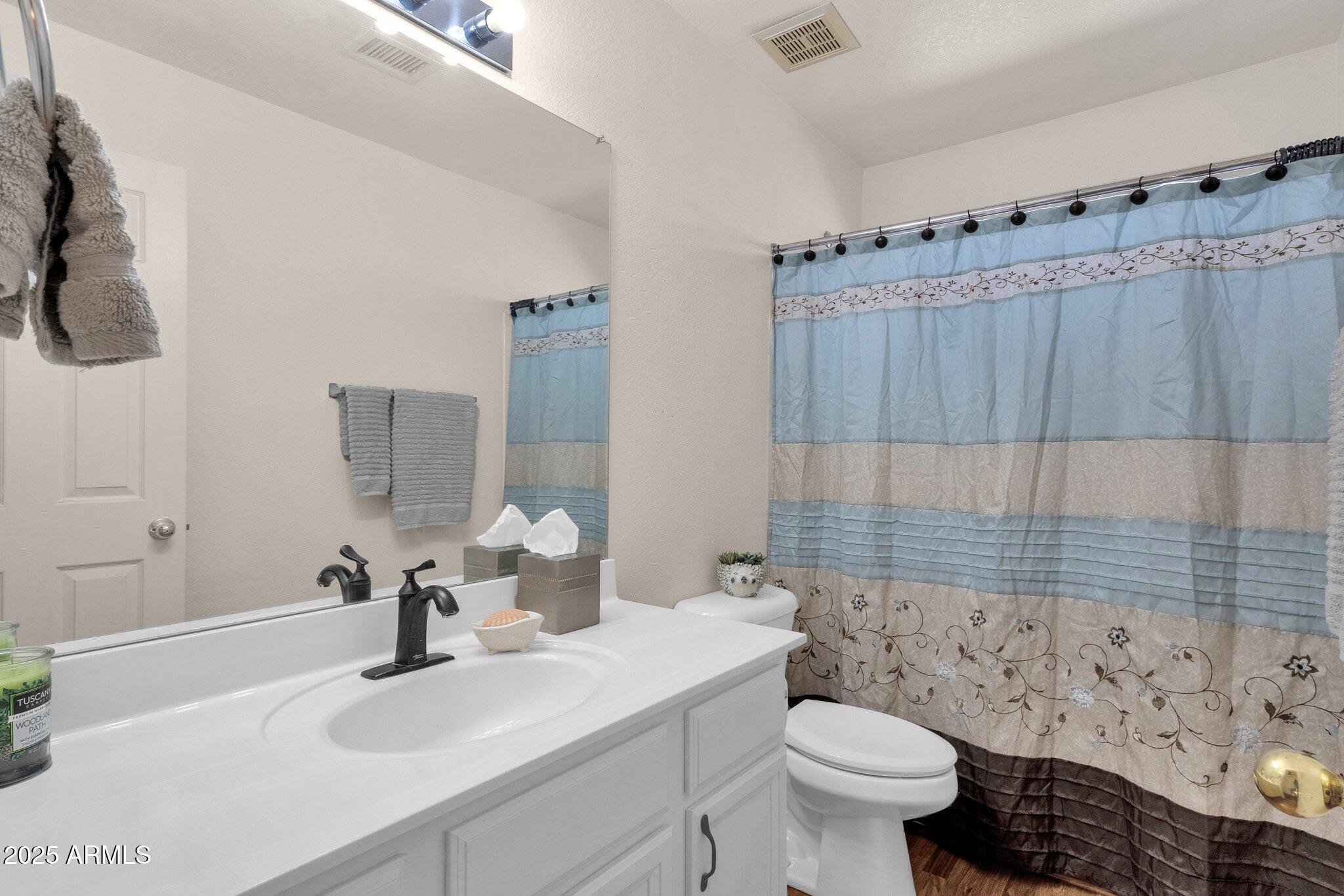 Peoria, Arizona 85381, United States, 3 Bedrooms Bedrooms, ,3 BathroomsBathrooms,Residential,Active,165