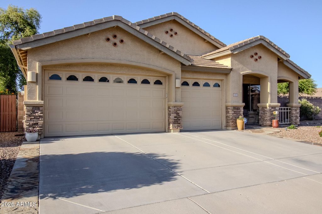 Photo of 1412 E Jade Drive, Chandler, AZ 85286 (MLS # 7014132)
