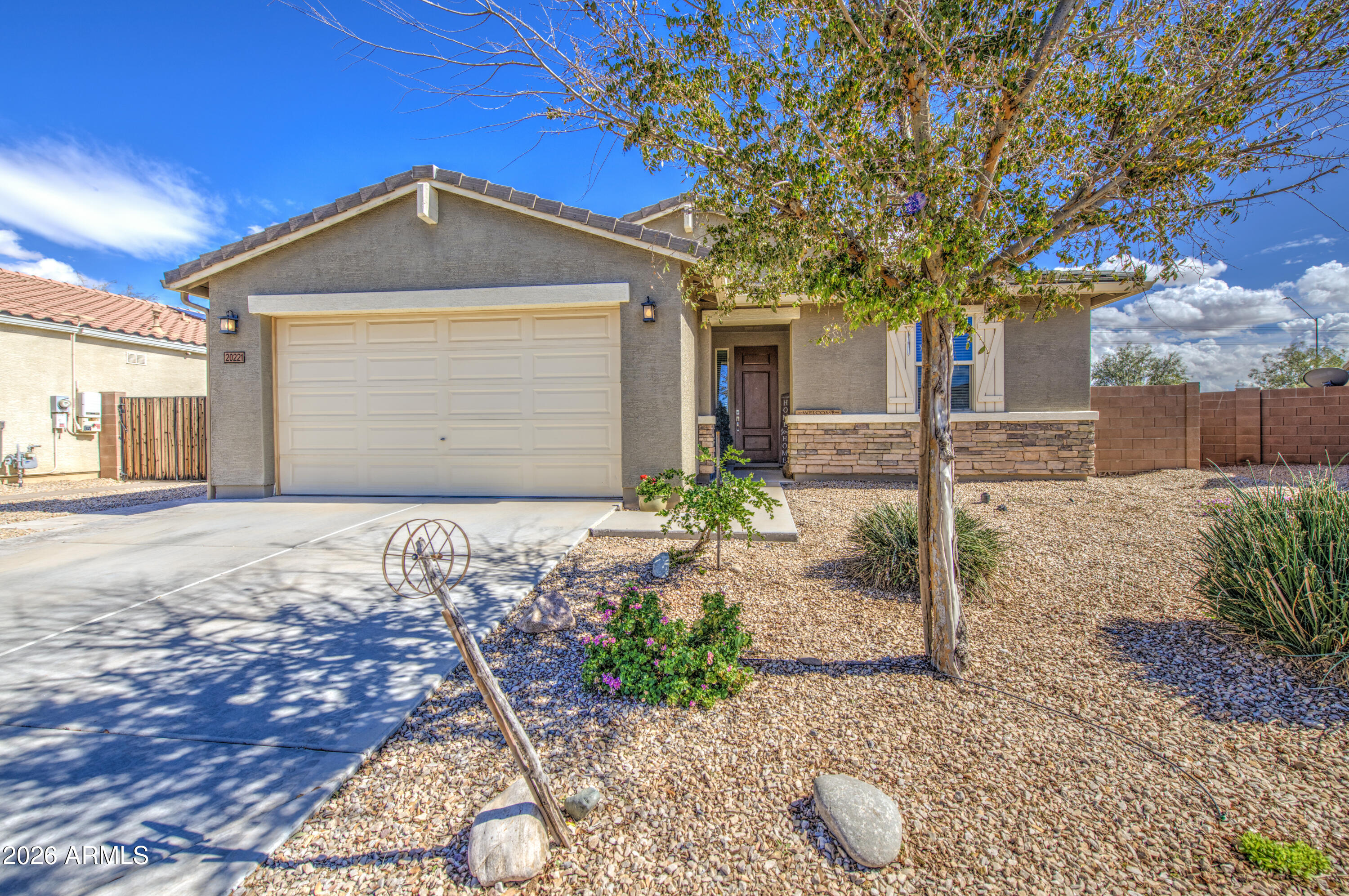 20221 N GRANTHAM Road