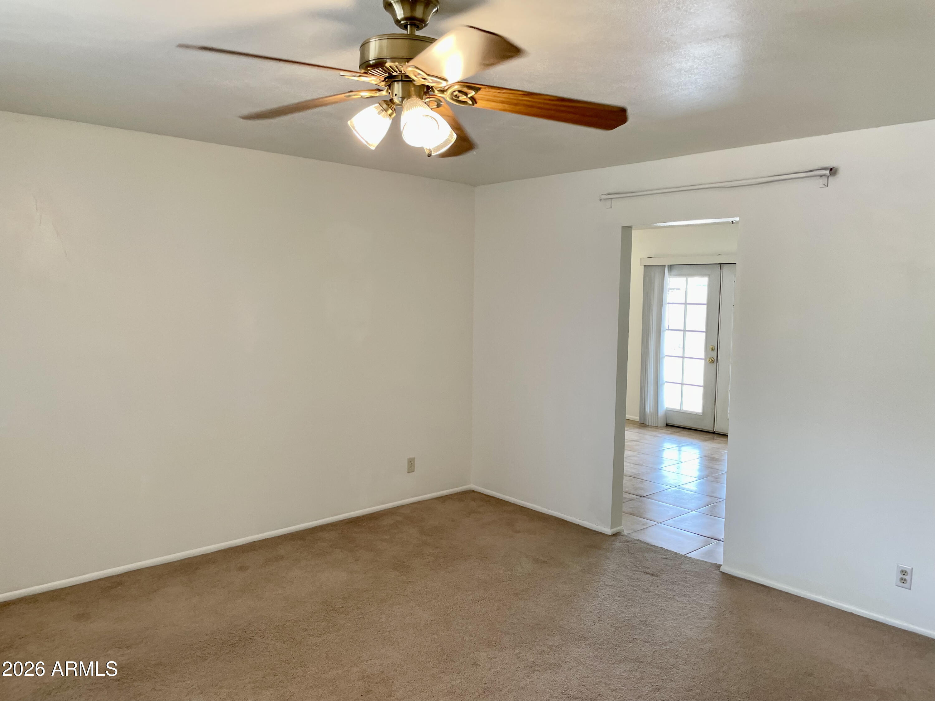 949 W Parkway Boulevard