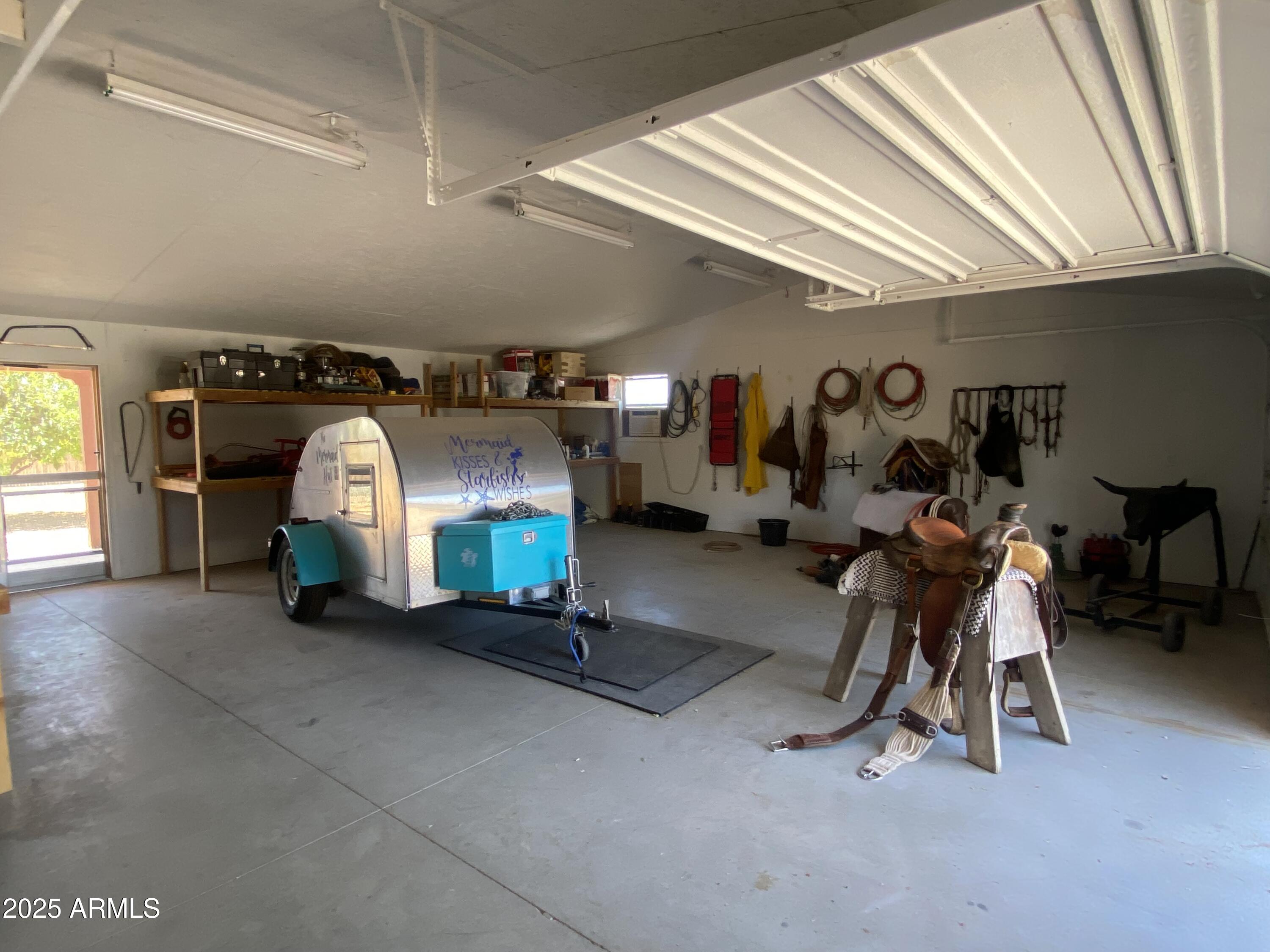 23335 W STAGHORN Lane