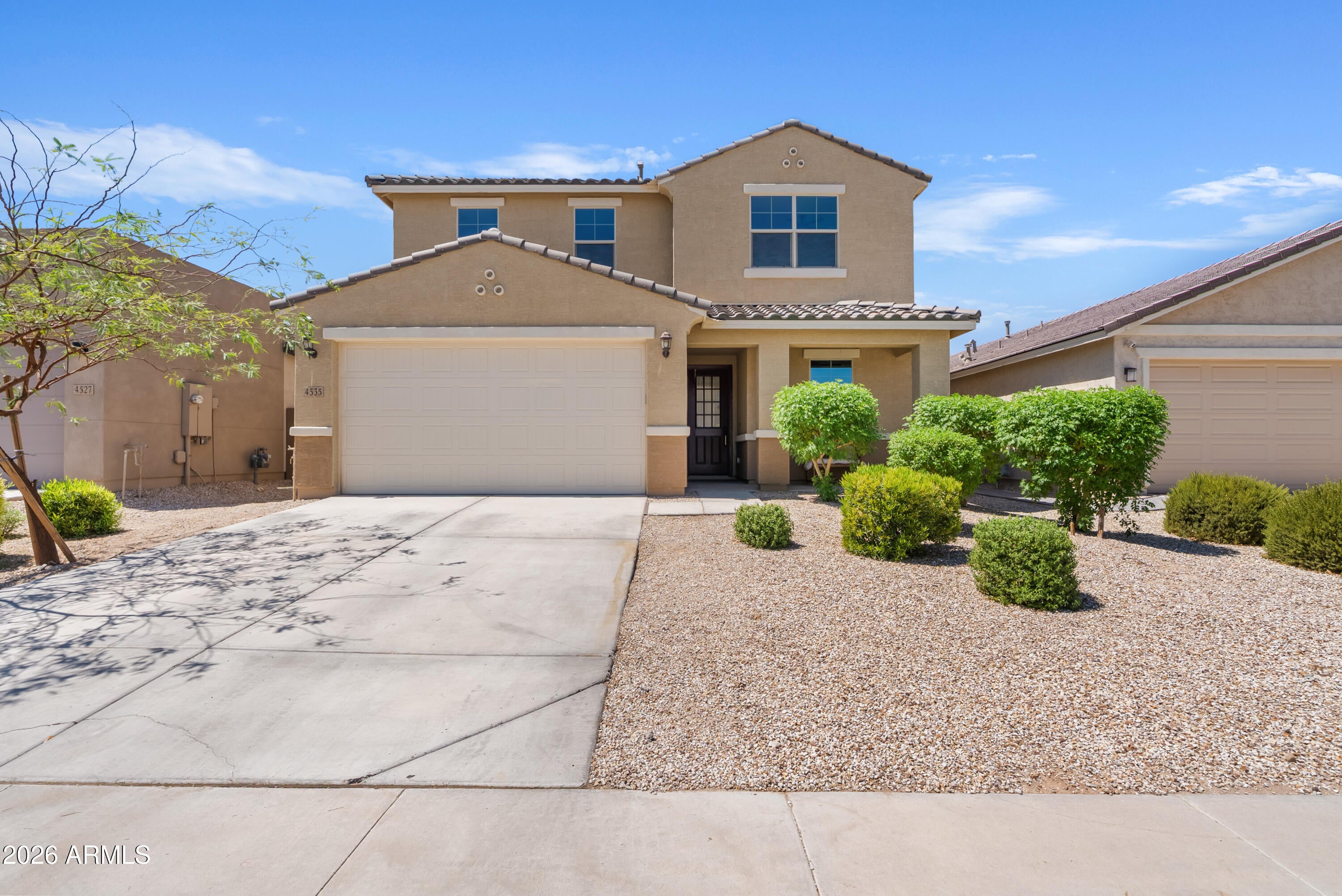 4535 W CHARLIE Drive