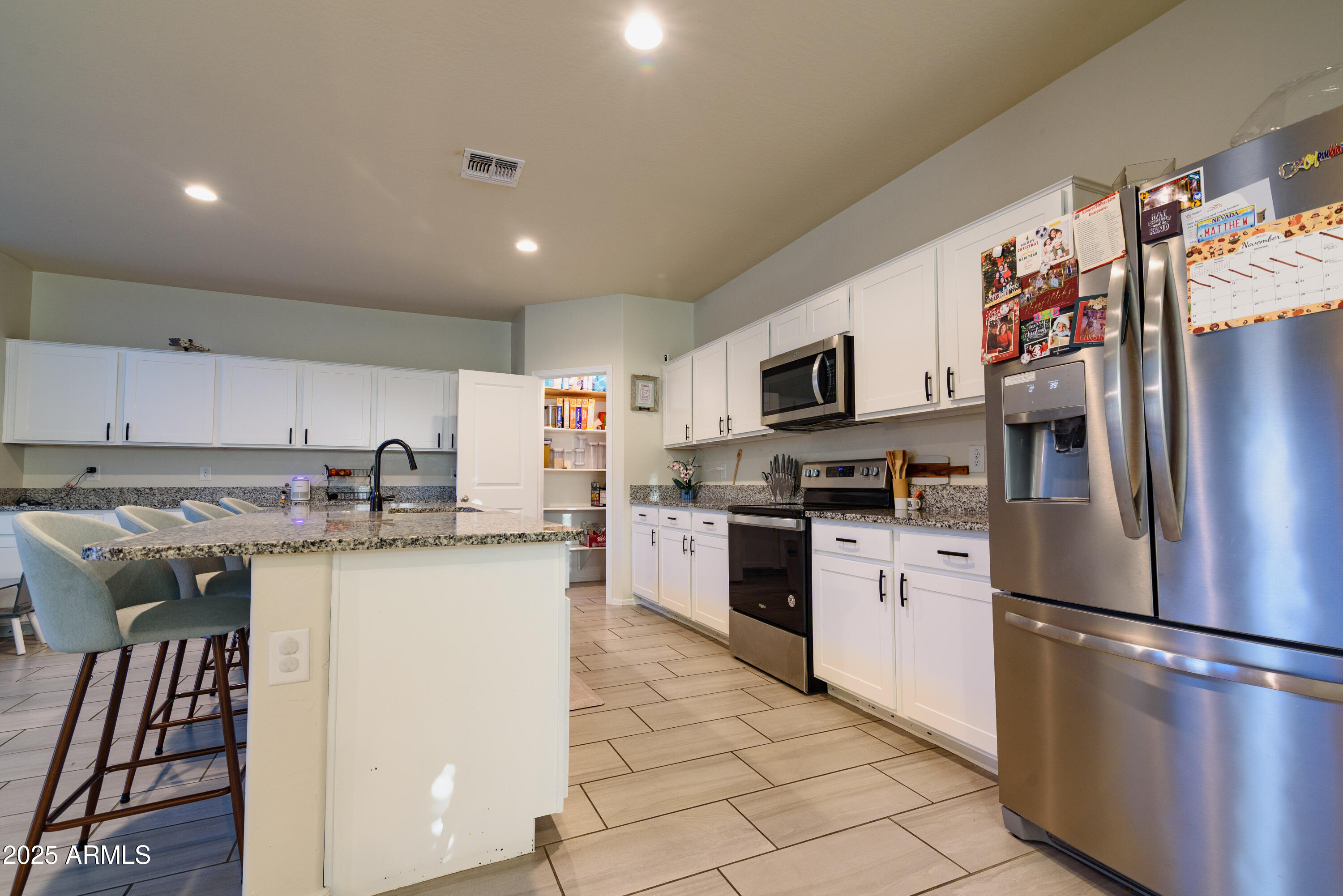 18998 W MONROE Street