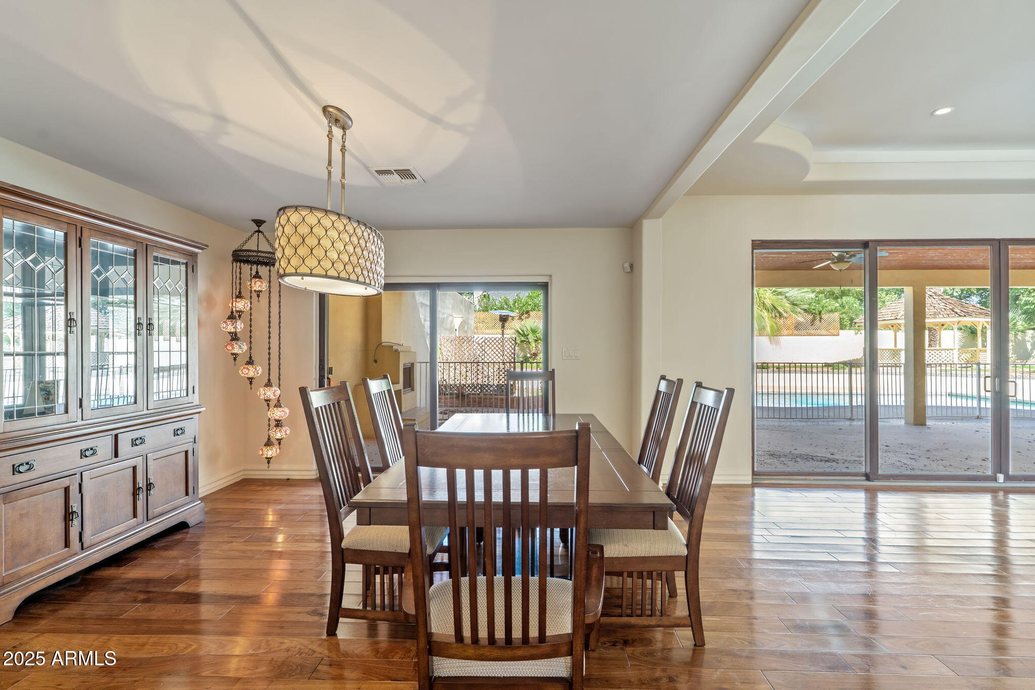 Phoenix, Arizona 85018, United States, 4 Bedrooms Bedrooms, ,5 BathroomsBathrooms,Residential,Active,229953