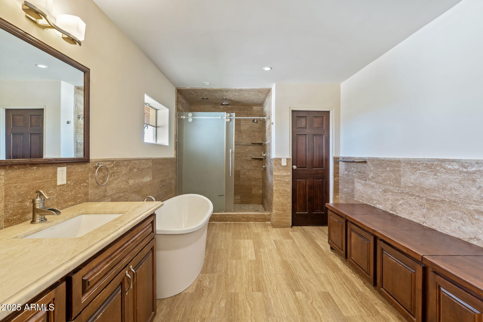 Phoenix, Arizona 85018, United States, 4 Bedrooms Bedrooms, ,5 BathroomsBathrooms,Residential,Active,229953