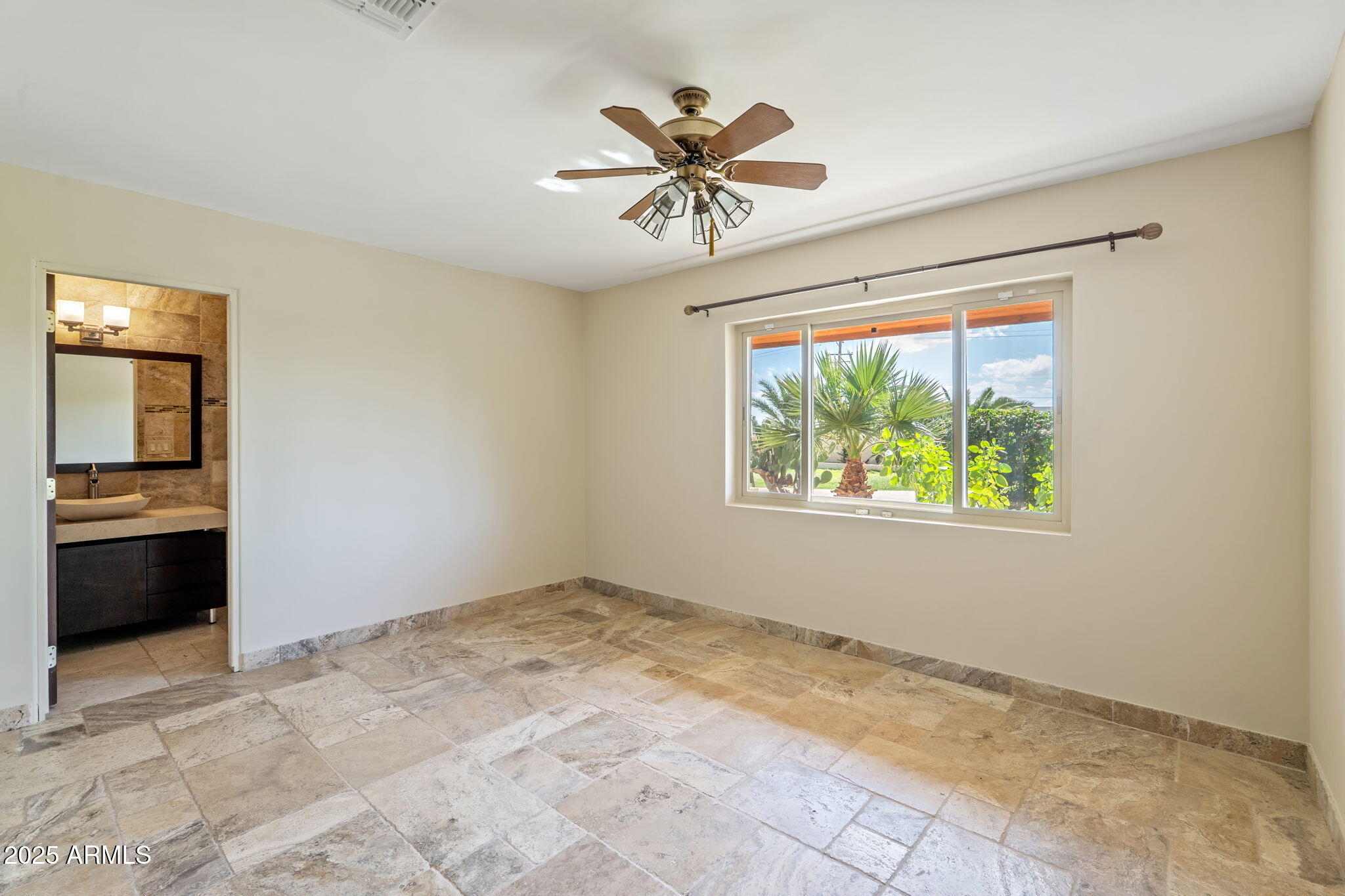 Phoenix, Arizona 85018, United States, 4 Bedrooms Bedrooms, ,5 BathroomsBathrooms,Residential,Active,229953