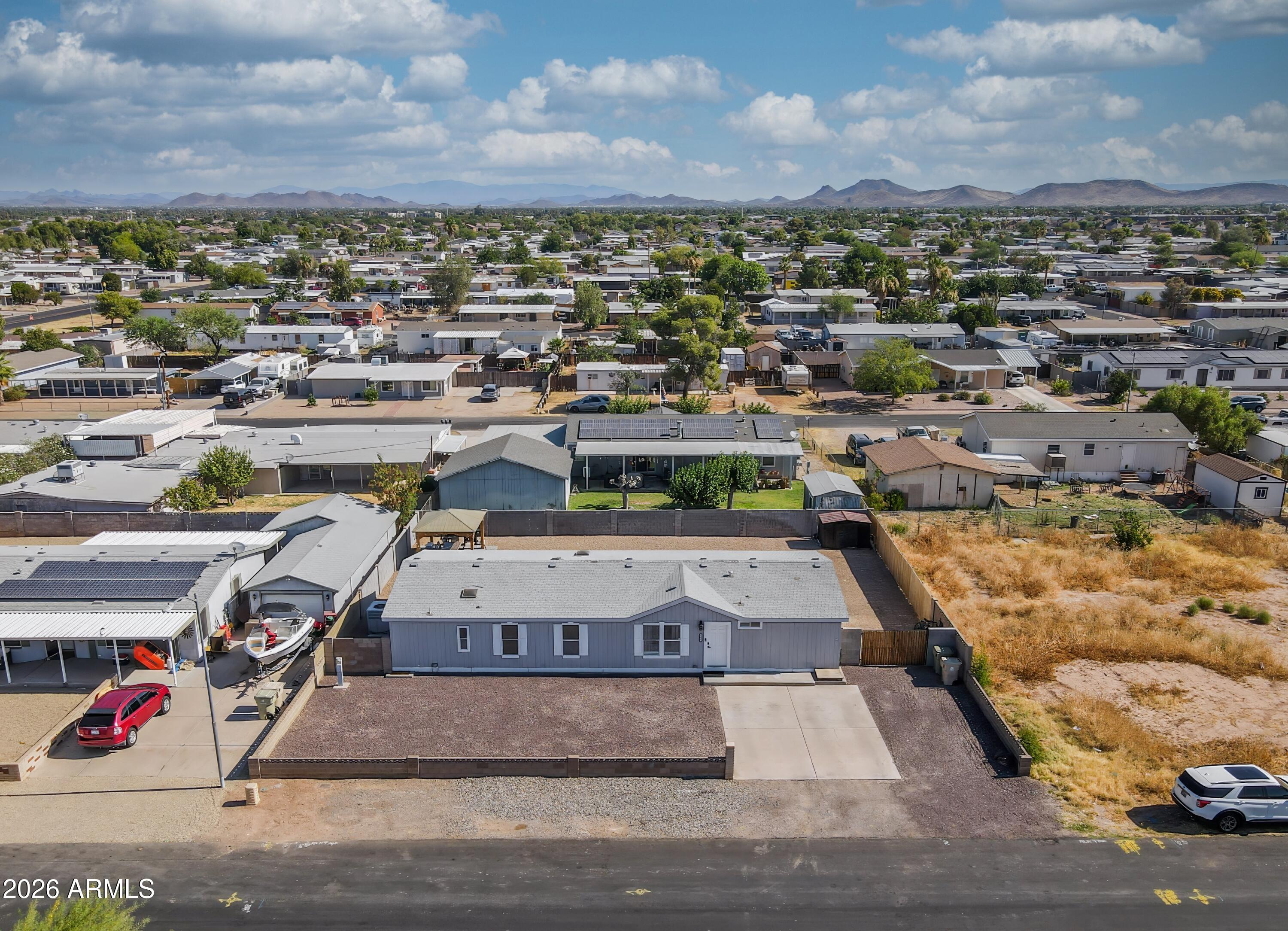 7022 W KAREN LEE Lane