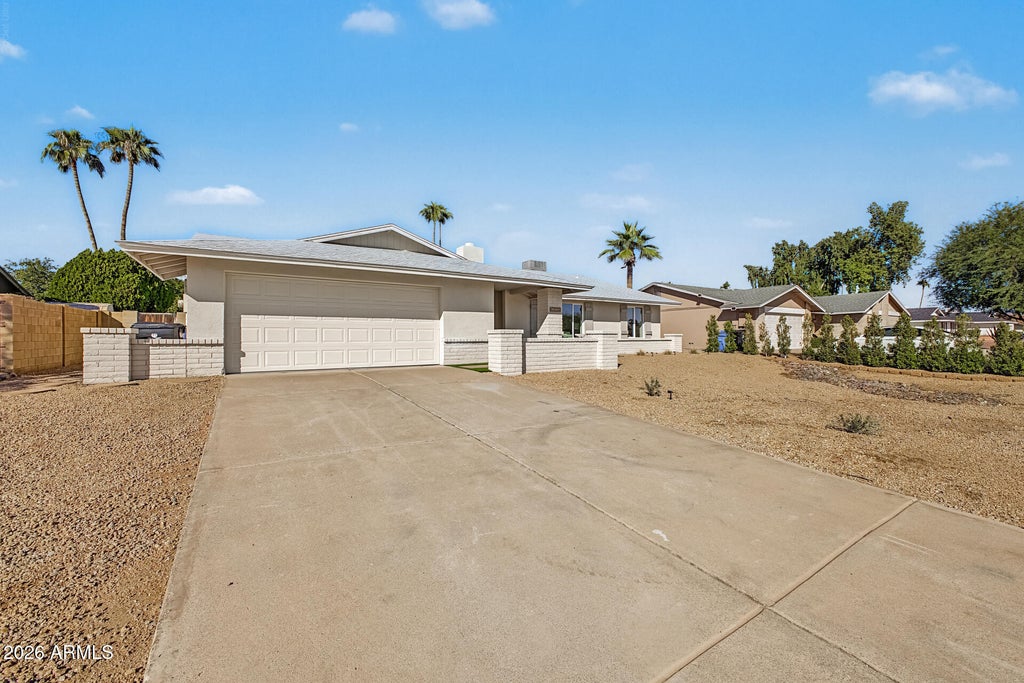 Photo of 4836 E Acoma Drive, Scottsdale, AZ 85254 (MLS # 7094486)