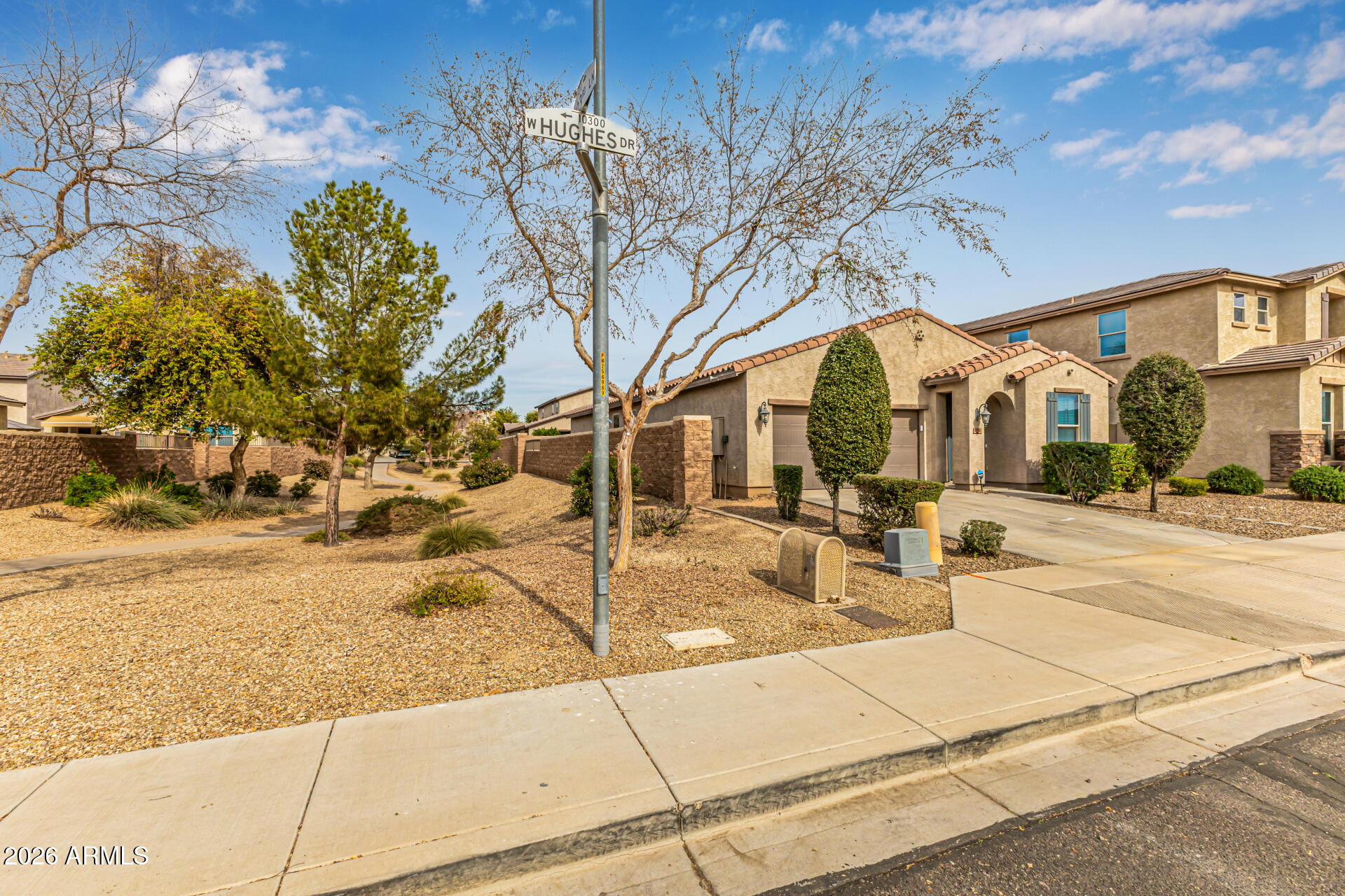 10336 W HUGHES Drive