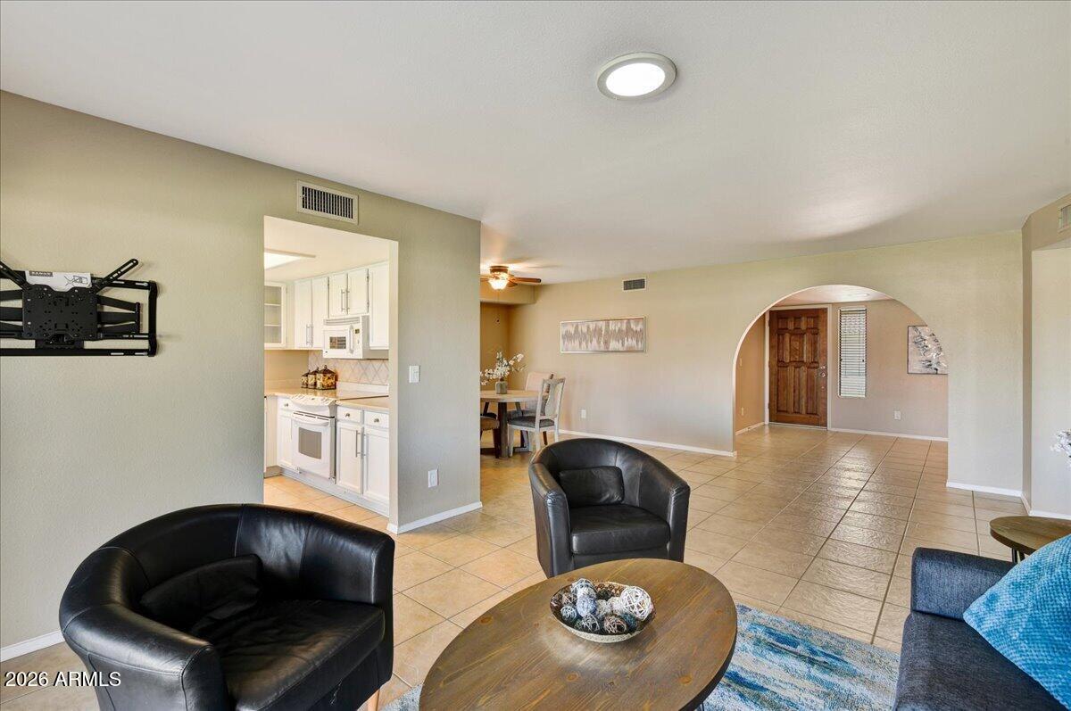 9630 W TONTO Lane