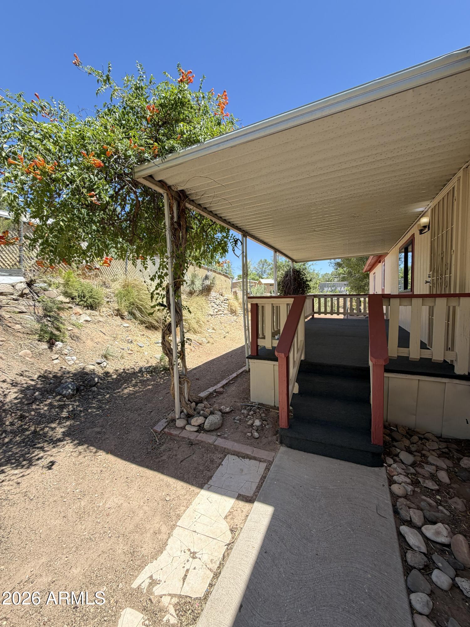 3556 E GRAND VIEW Drive