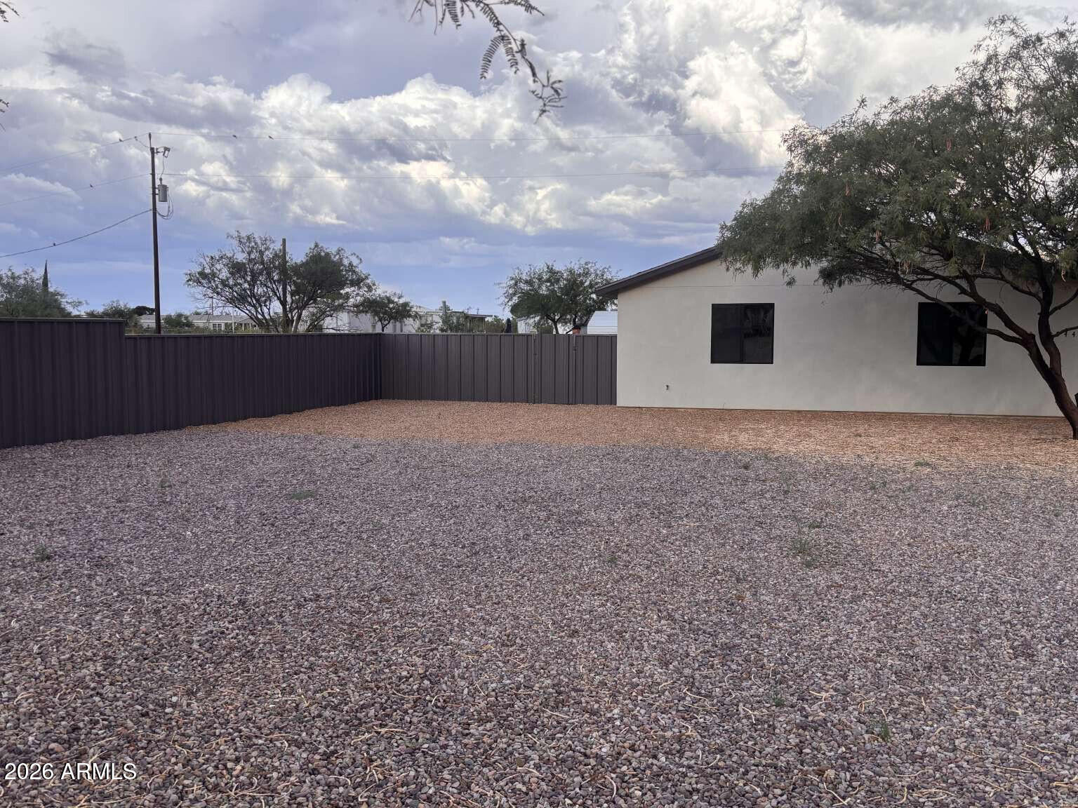 2544 N Calle Segundo --