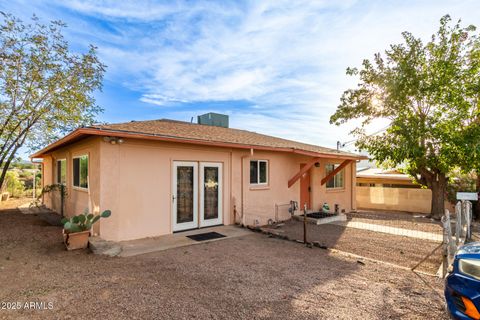 845 W SPRAY Street Superior AZ 85173