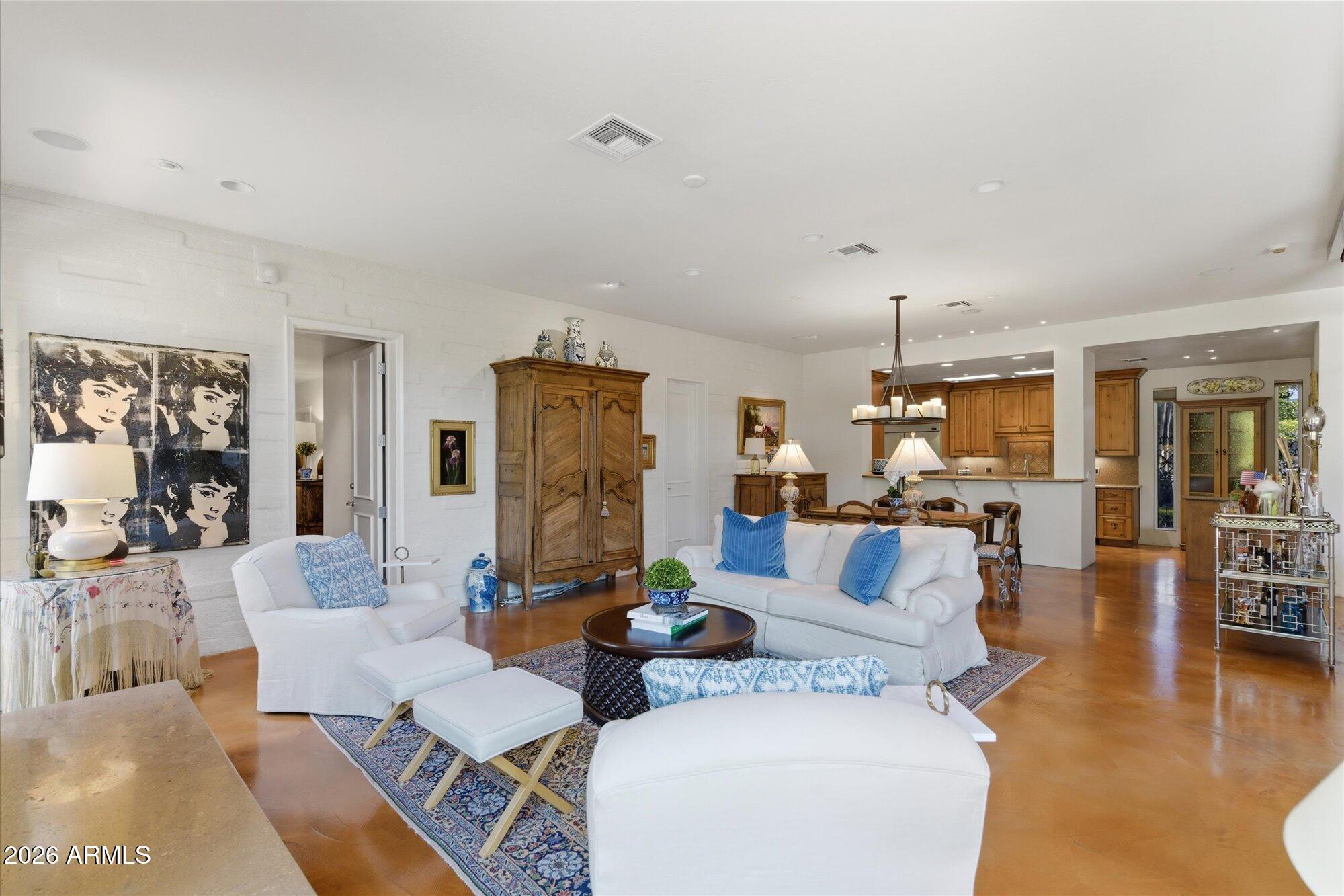 5652 N SCOTTSDALE Road