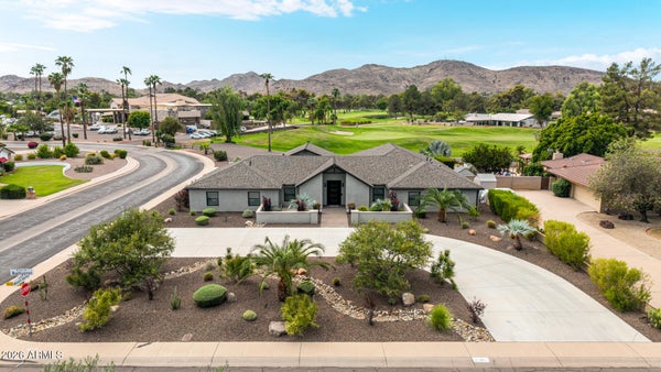 301 W MOON VALLEY DR, PHOENIX, AZ 85023 - Image 6005bac42e1c6334eee78f65bb3277c2/1272737333