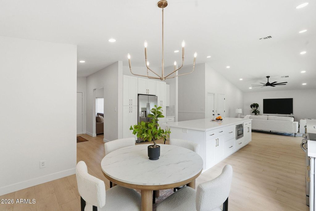 Photo of 1663 W Monte Avenue, Mesa, AZ 85202 (MLS # 6969387)