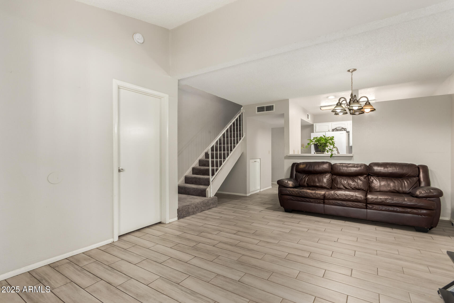 4608 W MARYLAND Avenue 127