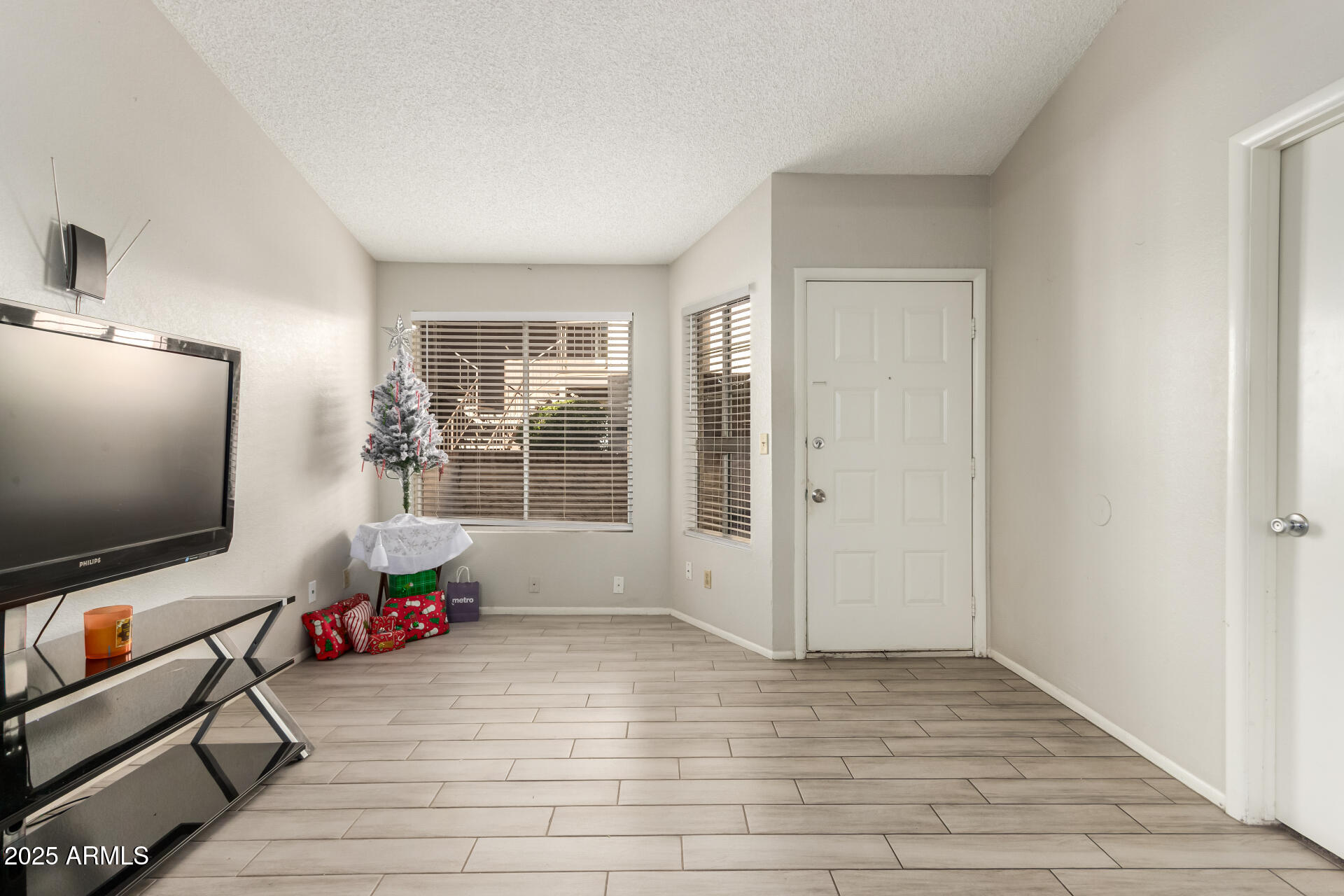 4608 W MARYLAND Avenue 127